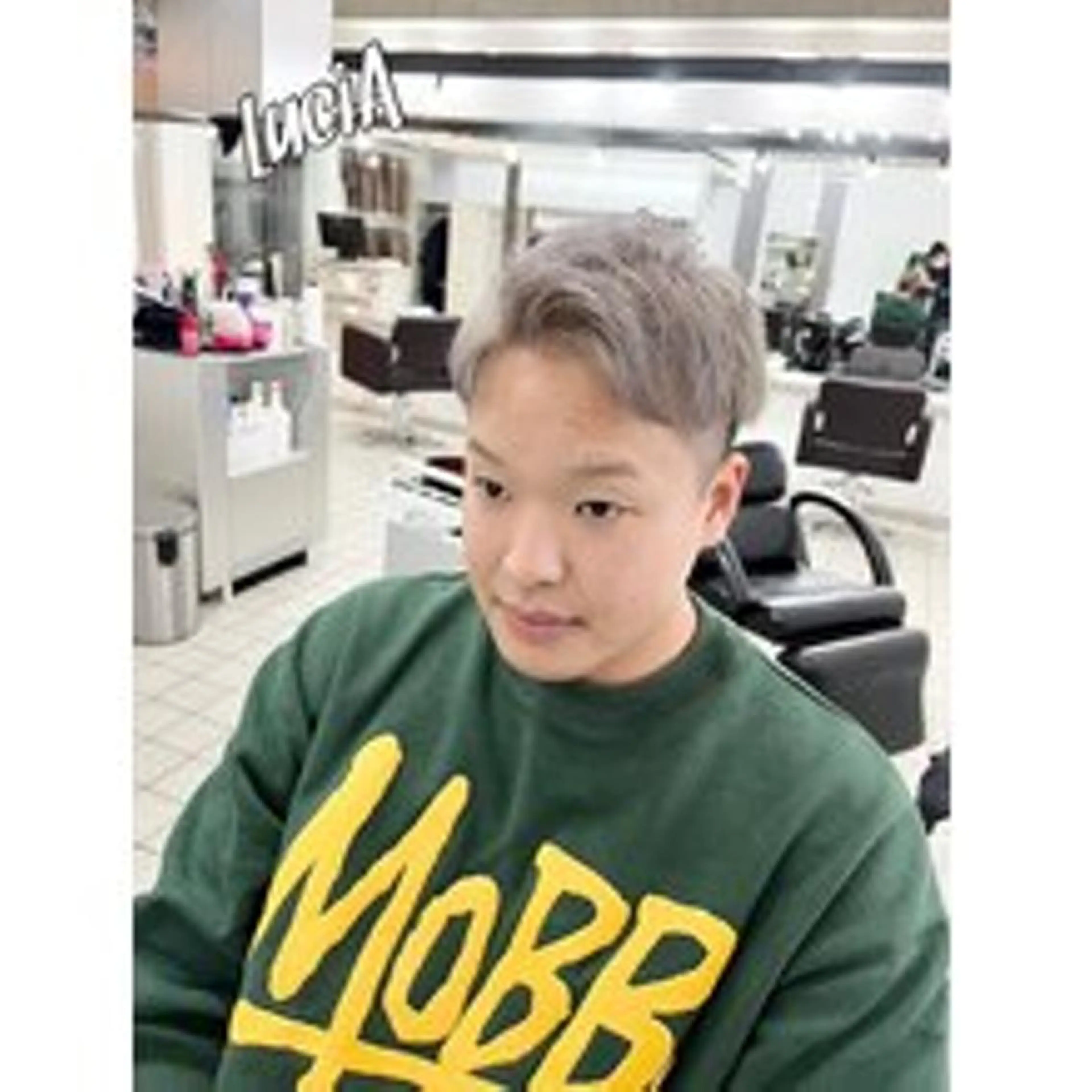 ロング ヘアアレンジ カラー MISAKIエクステ ブリーチ\5900のヘアスタイル