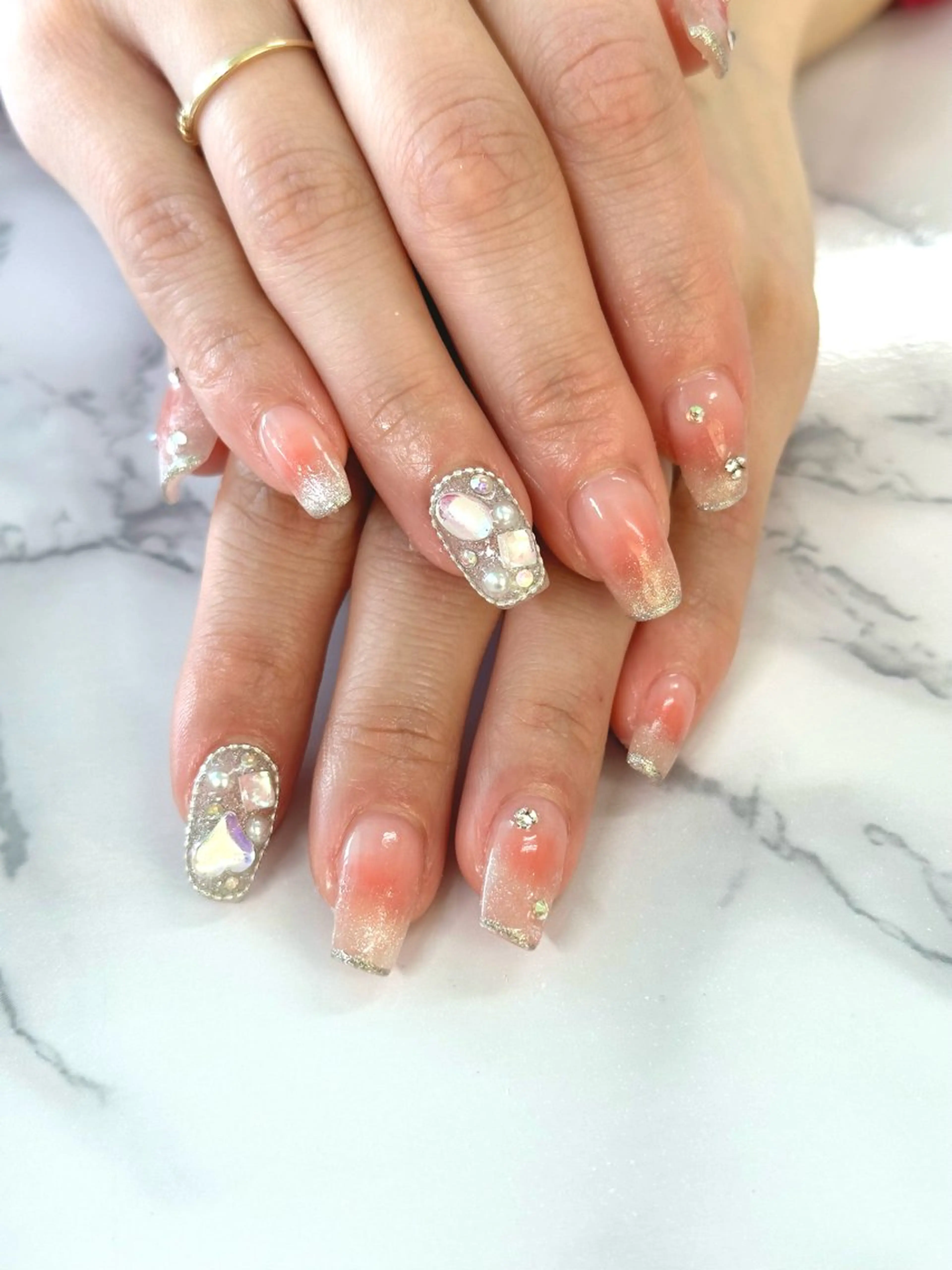 ネイル ハンドネイル salon iris 🦋北広島市大曲のネイルデザイン