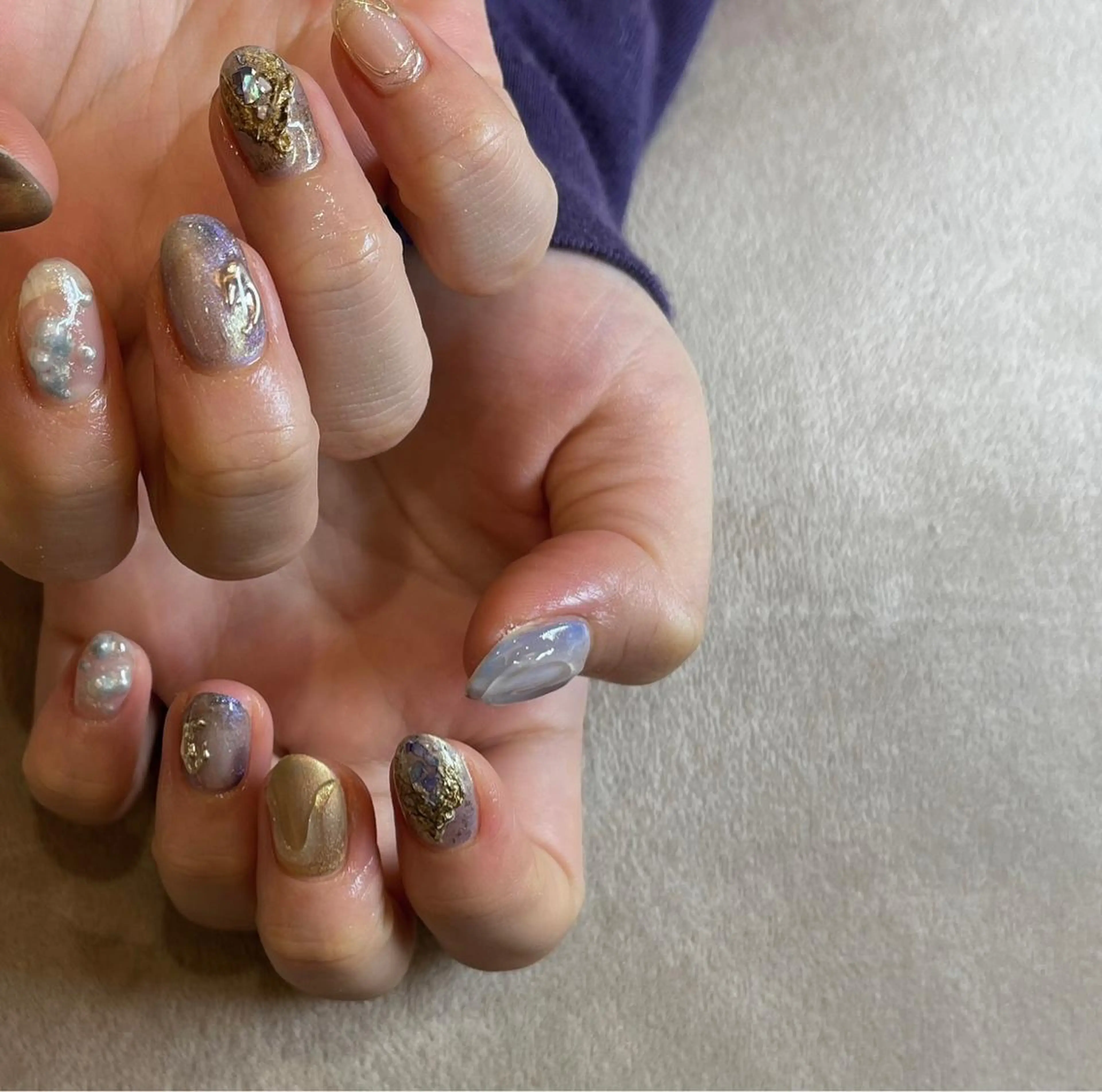 ネイル ブルー ニュアンスネイル フリーランス¨̮⃝ ネイリストOKADAのネイルデザイン