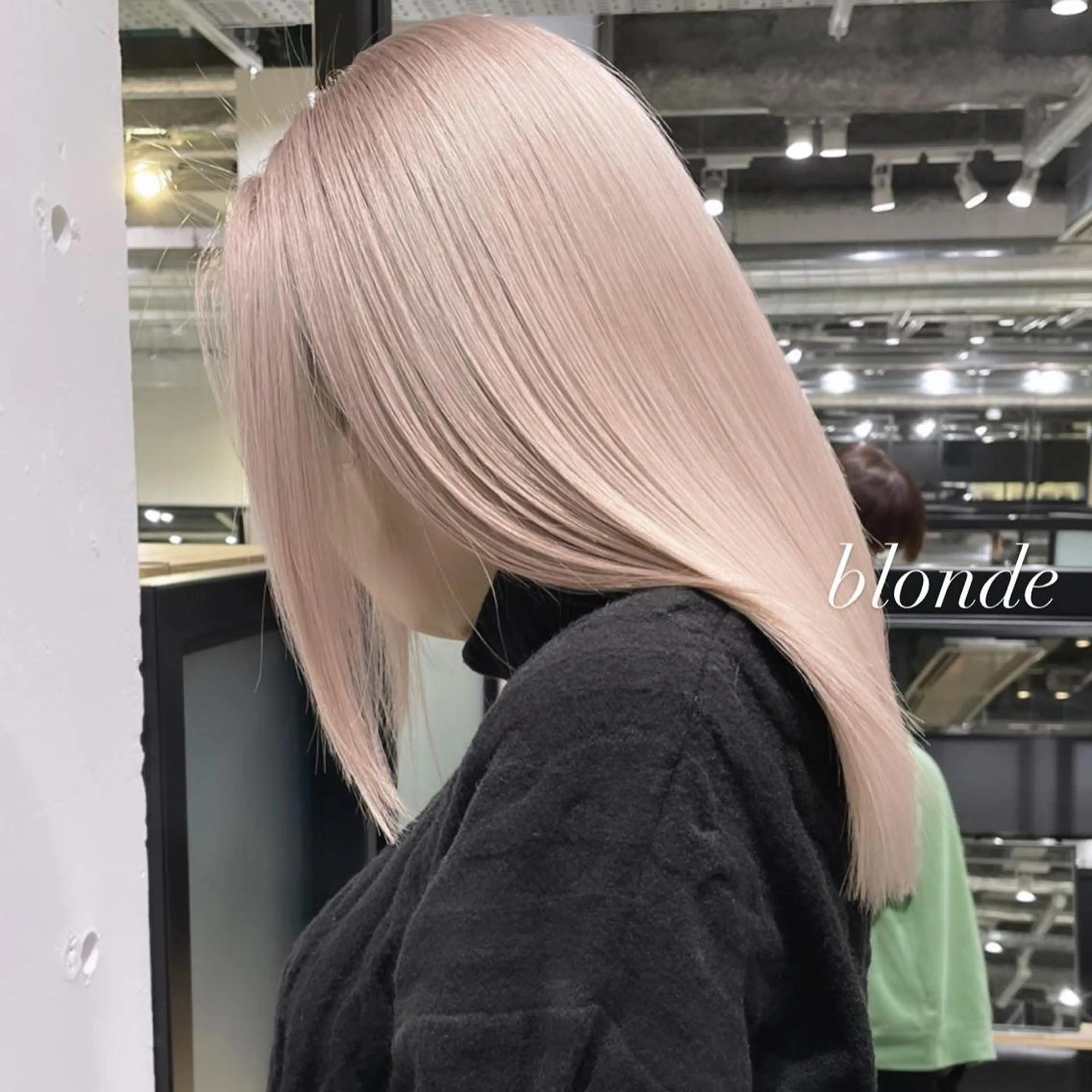 ロング カラー ブリーチ カット ヘアカラー トリートメント ヘアセット 💜ハイトーン💛 マジカルかいちゃんのヘアスタイル