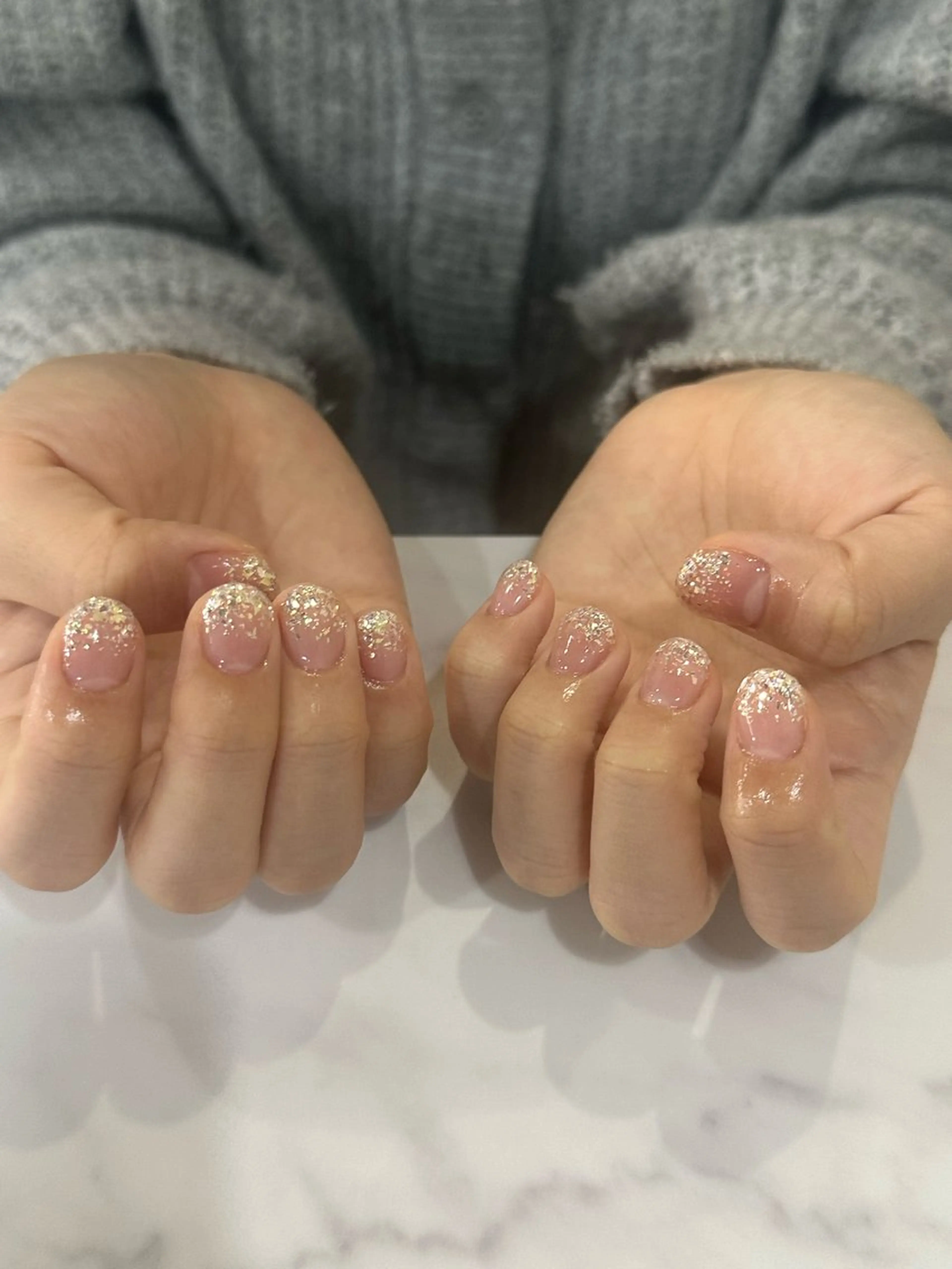 ネイル グラデーション ラメ(グリッター) ラメグラデーション シンプルネイル ハンドネイル hirari 大分府内町ネイルのネイルデザイン