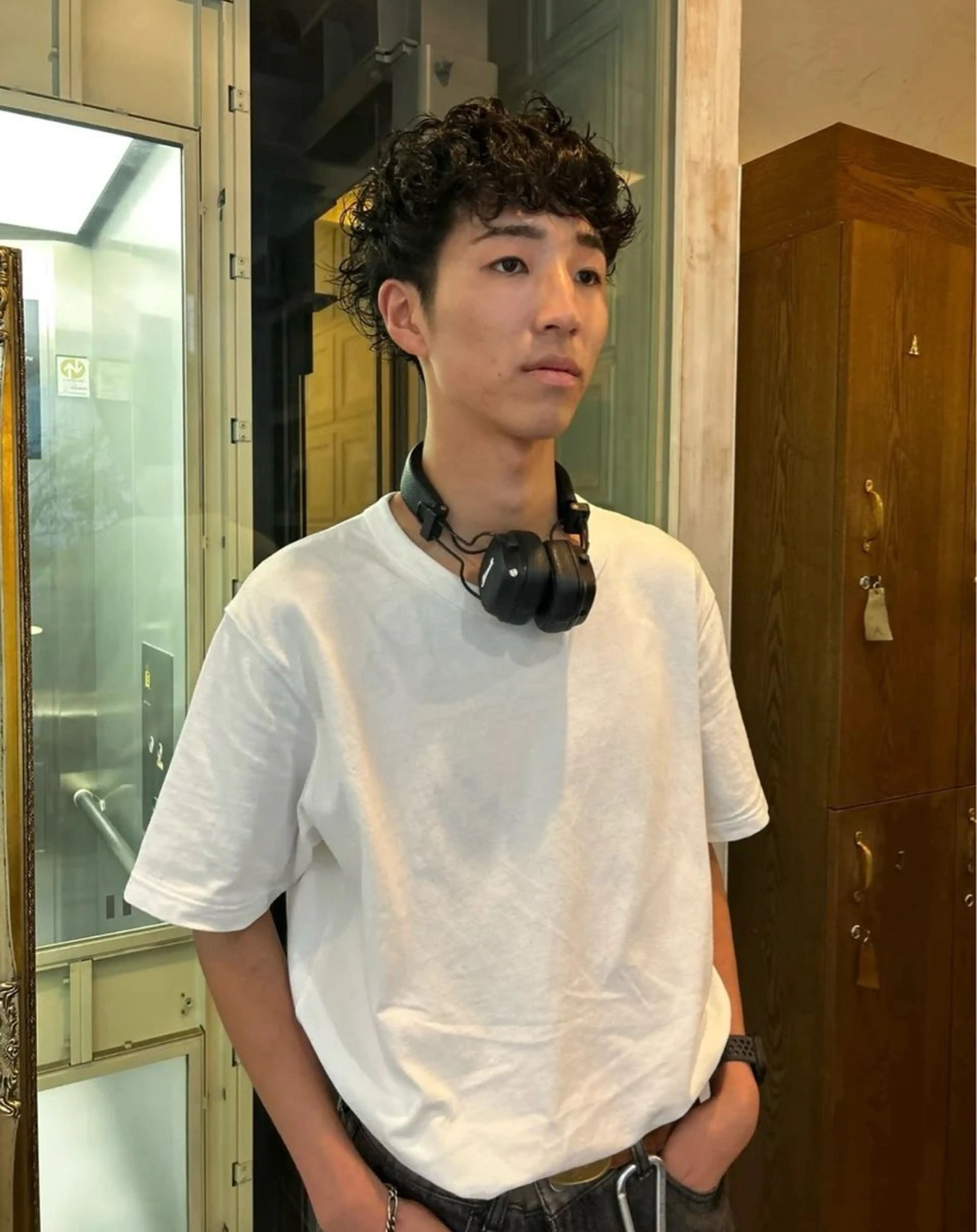 パーマ メンズ スペインカール 西 優衣奈のヘアスタイル