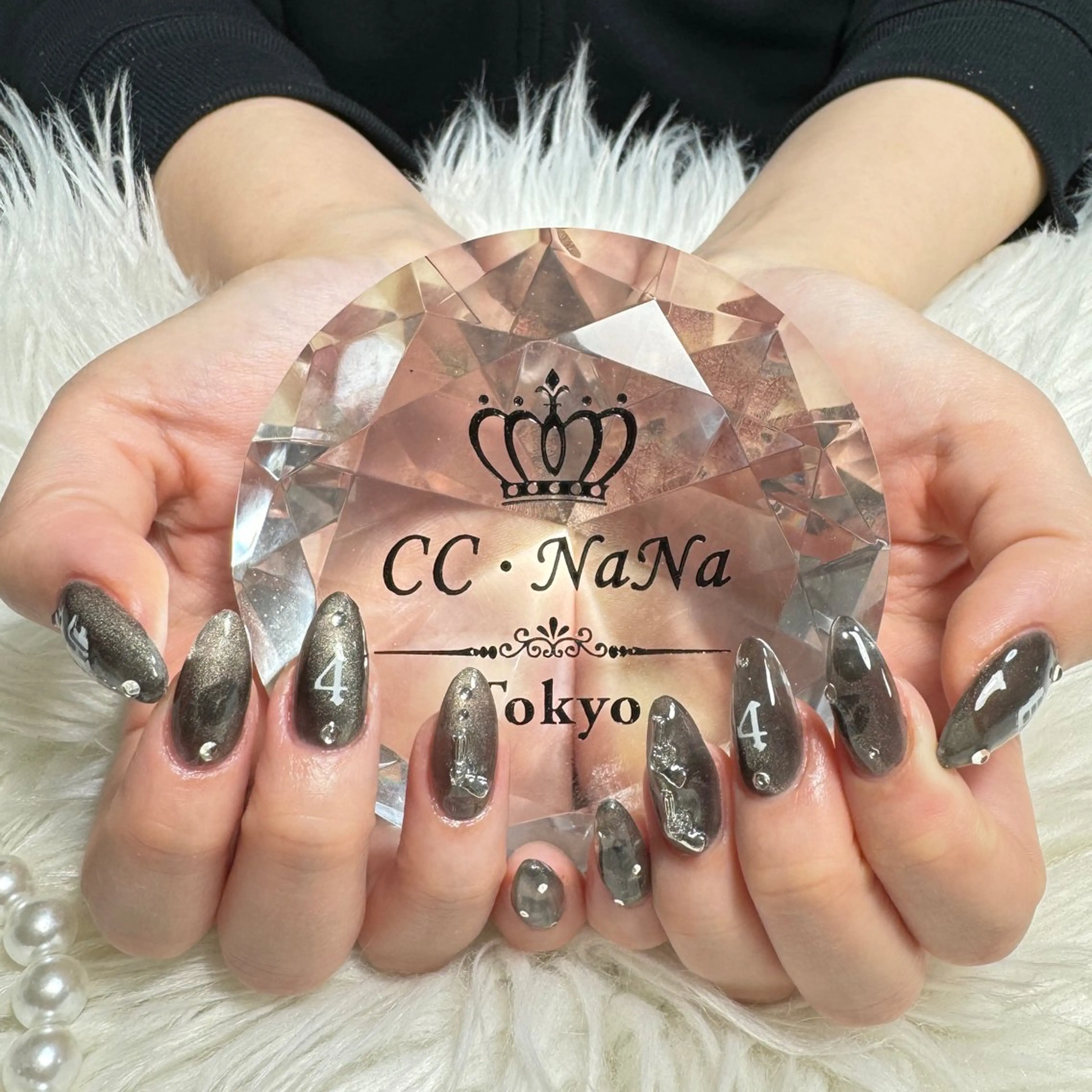 ネイル チークネイル フラッシュネイル ハート キラキラネイル 韓国ネイル ハンドネイル 💎CC・NaNa 韓国風ネイル🌙Cのネイルデザイン