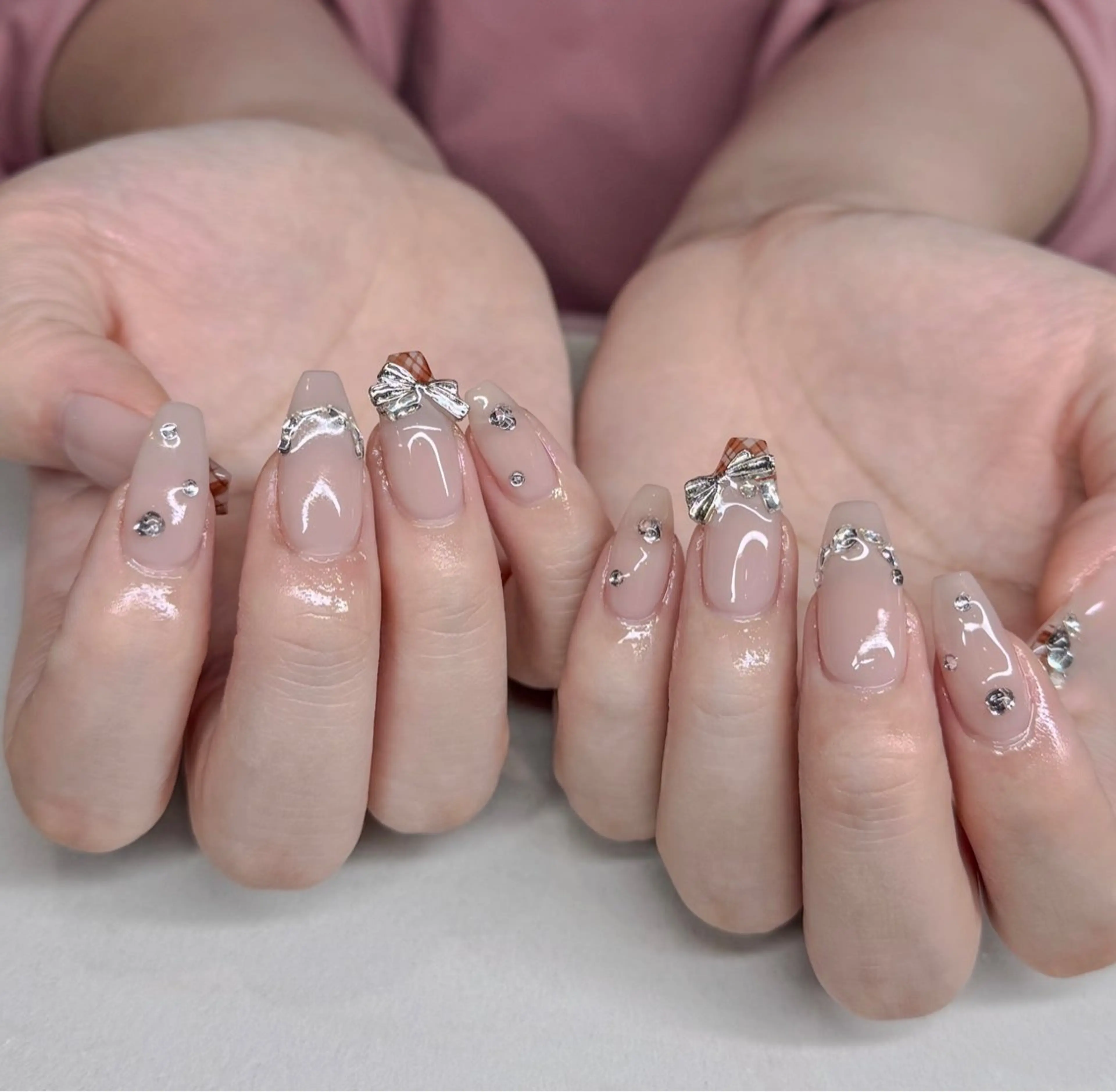 ネイル num-fi Aiのネイルデザイン