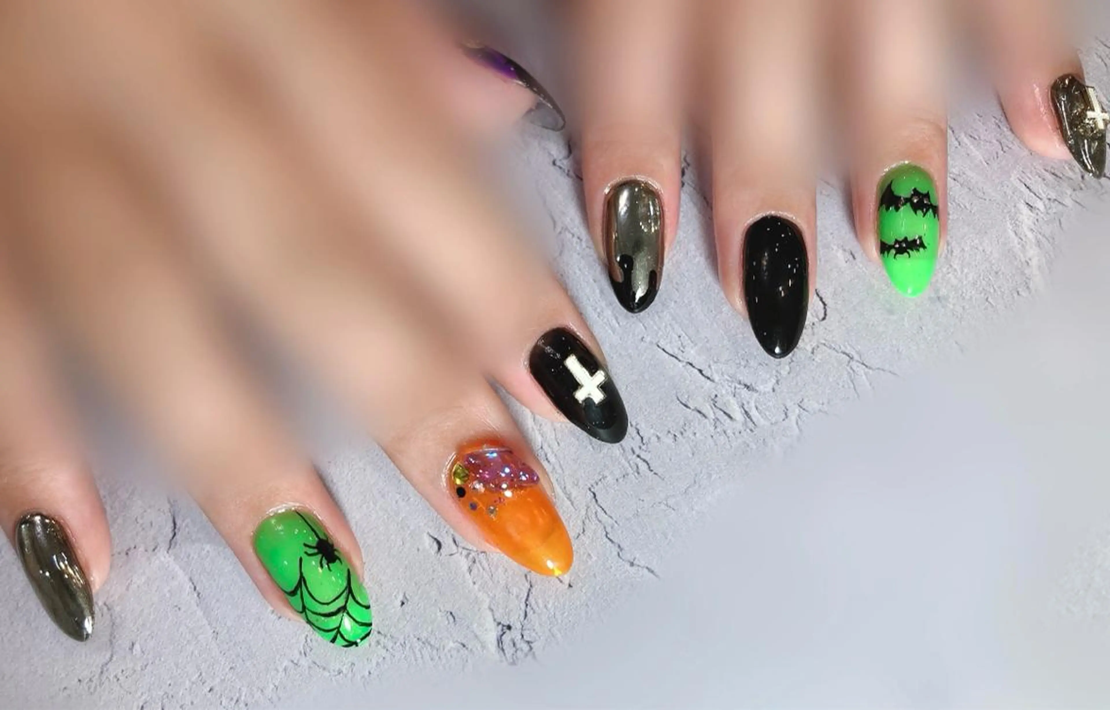 ネイル Spiky とうげ ふうかのネイルデザイン