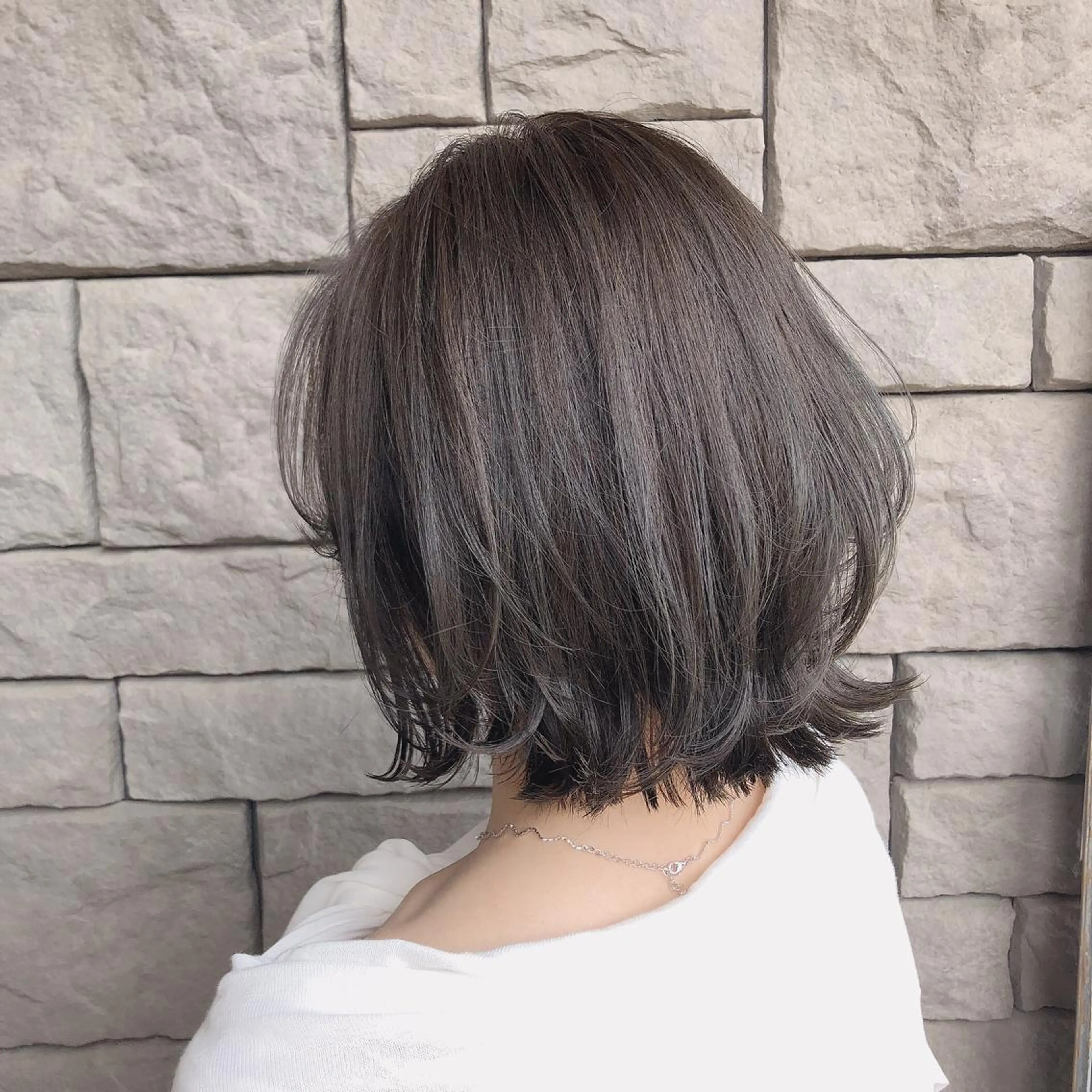 ショート カラー 店長/mao/ 前髪/顔周りカットのヘアスタイル