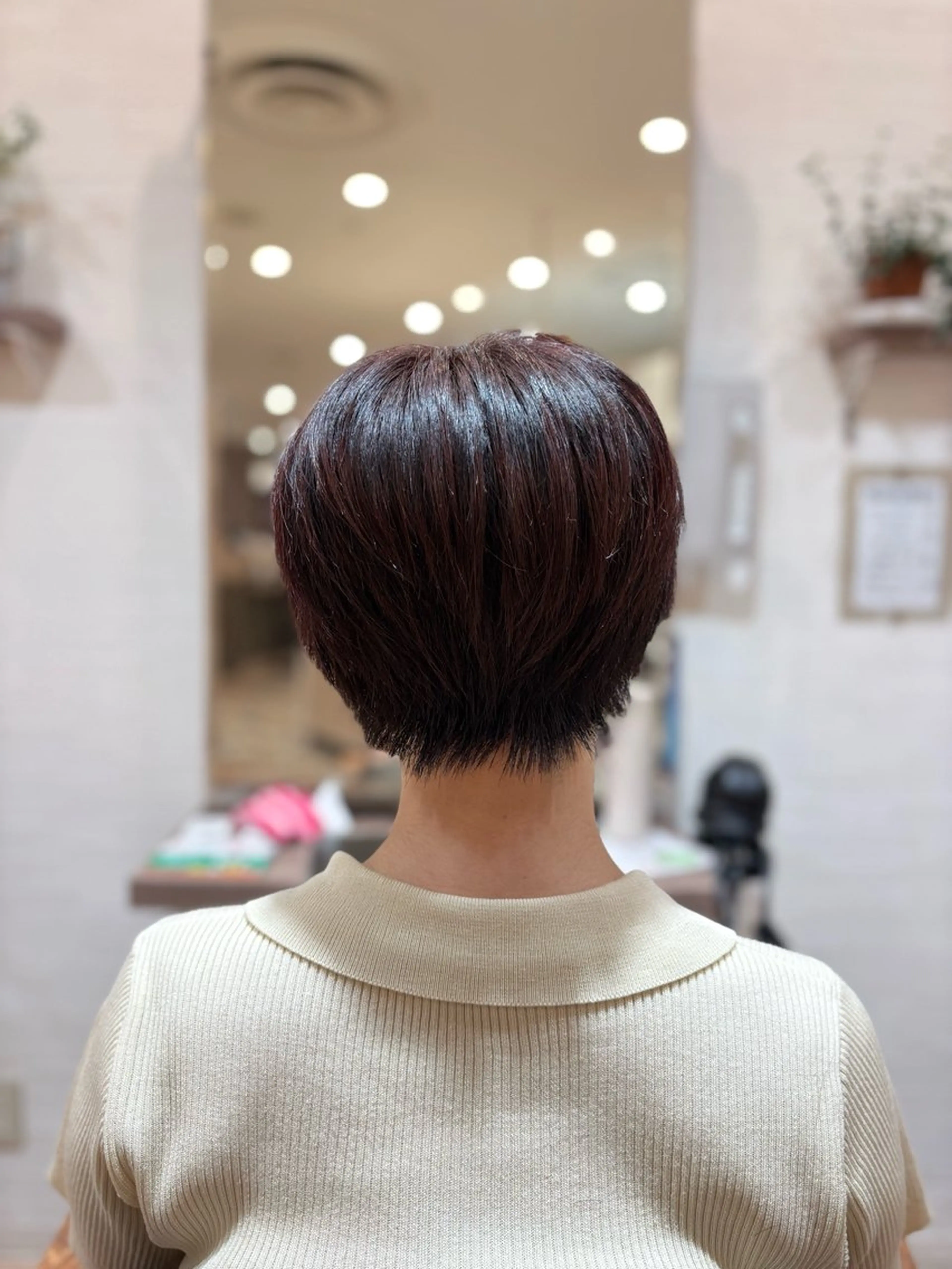 ショート イシカワ ユウタのヘアスタイル