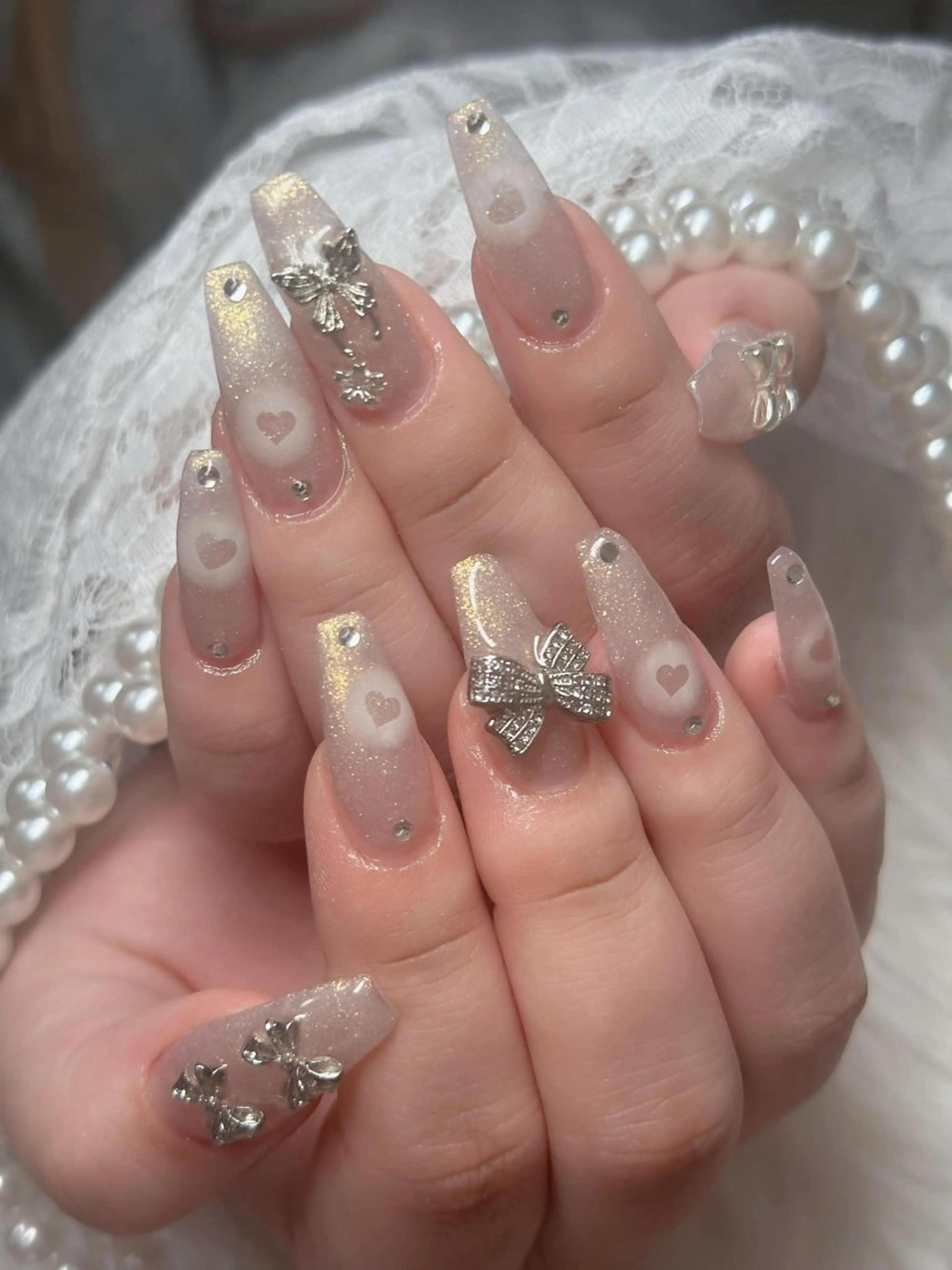 ネイル フレンチネイル ジェルネイル ガラスフレンチ ハロウィン ハート H.baby Nail Salonのネイルデザイン