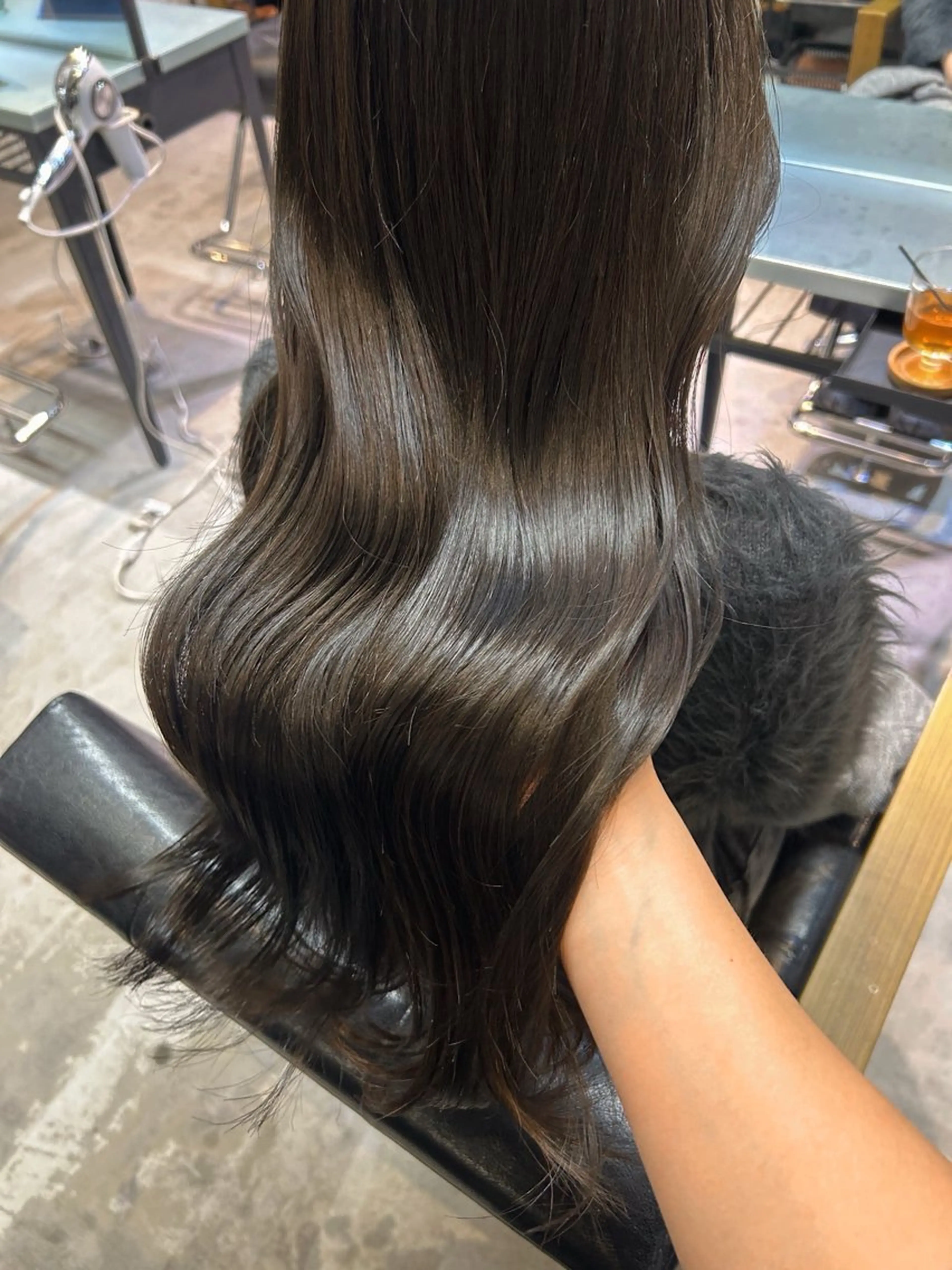 ロング カラー パーマ ヘアカラー トリートメント レイヤー/透明感/ ブリーチなし/わかなのヘアスタイル