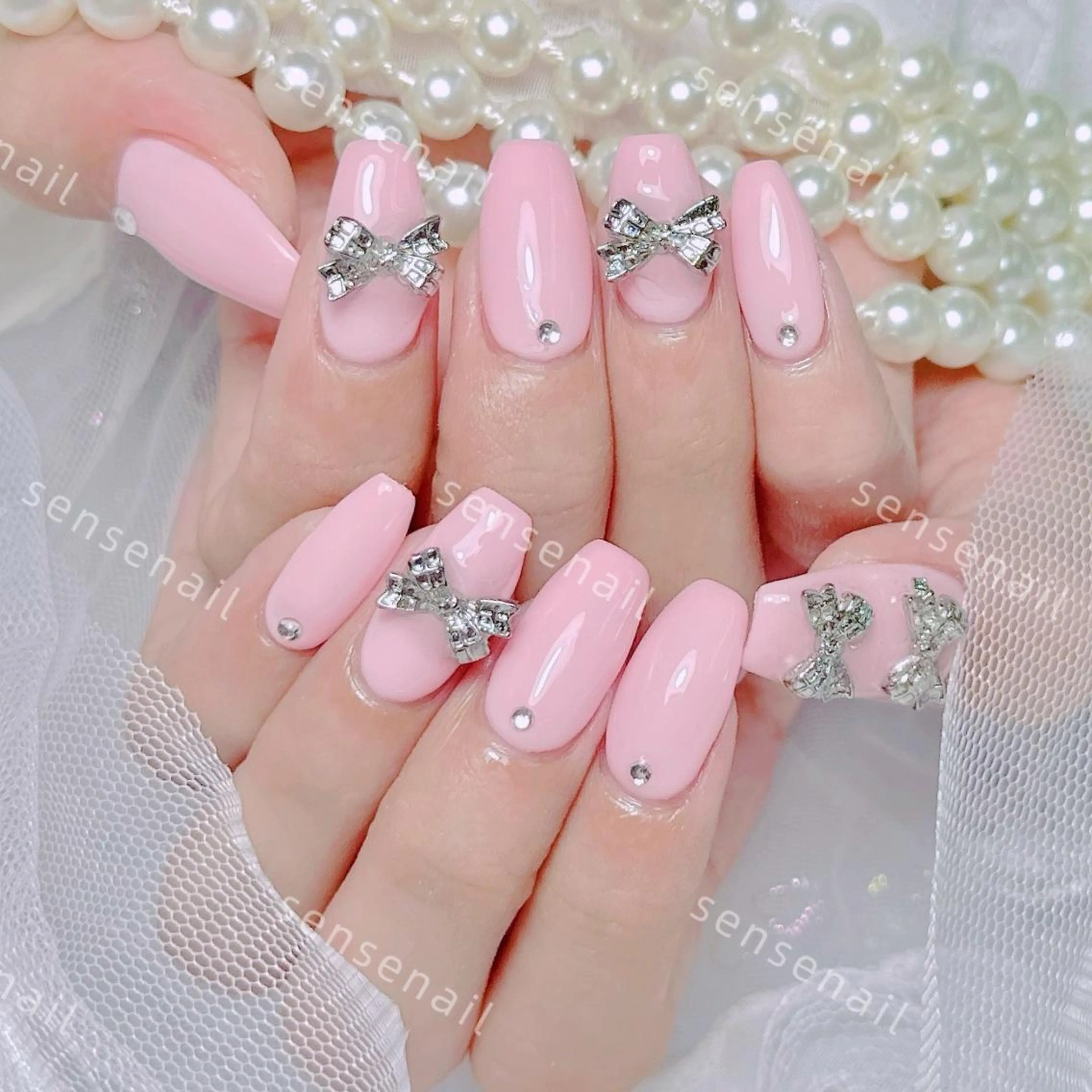 ネイル ハンドネイル ハンドケア 🦋Yumiio 🦋のネイルデザイン