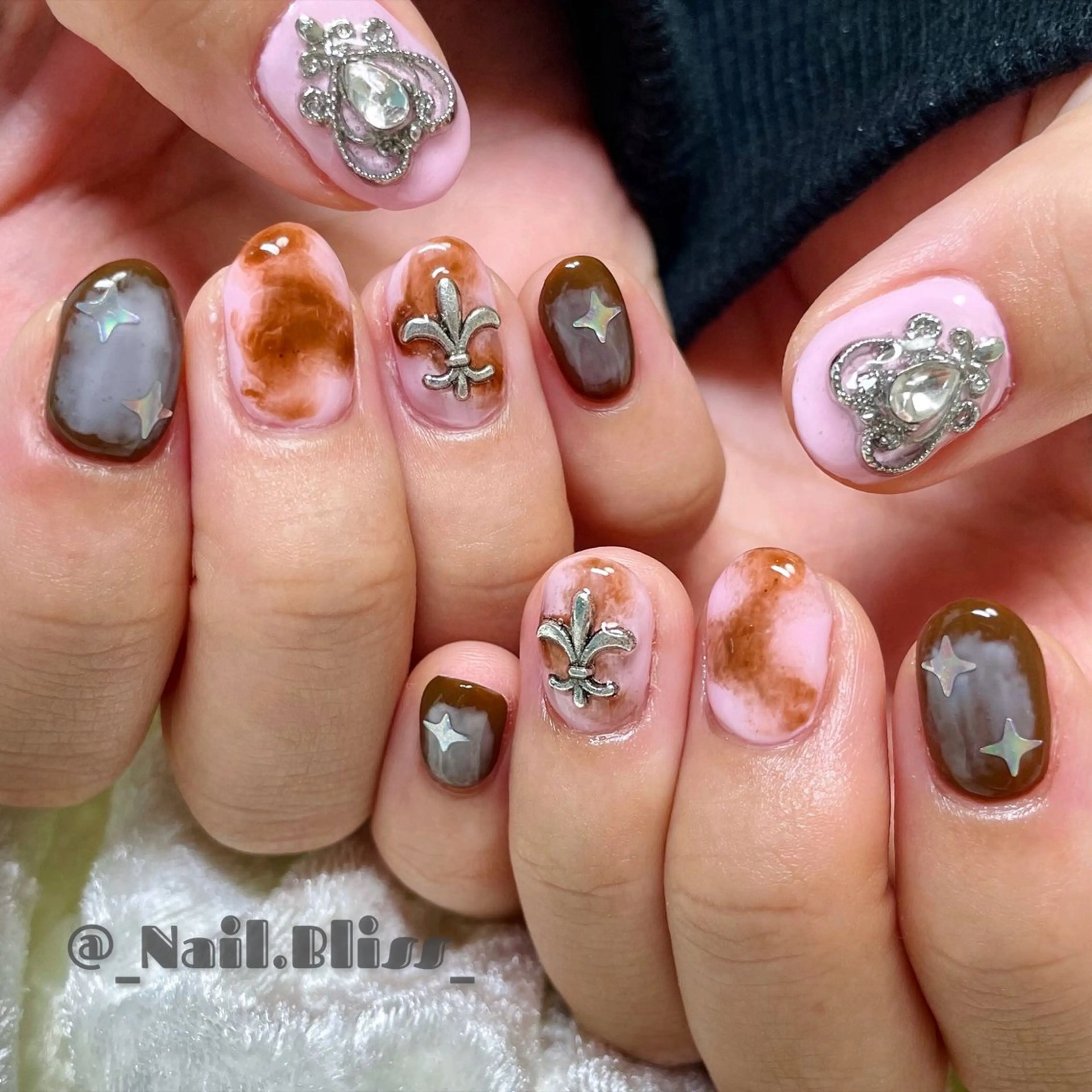 ネイル ブラウン 持ち込み ピンク ハンドネイル NAIL BLISSのネイルデザイン