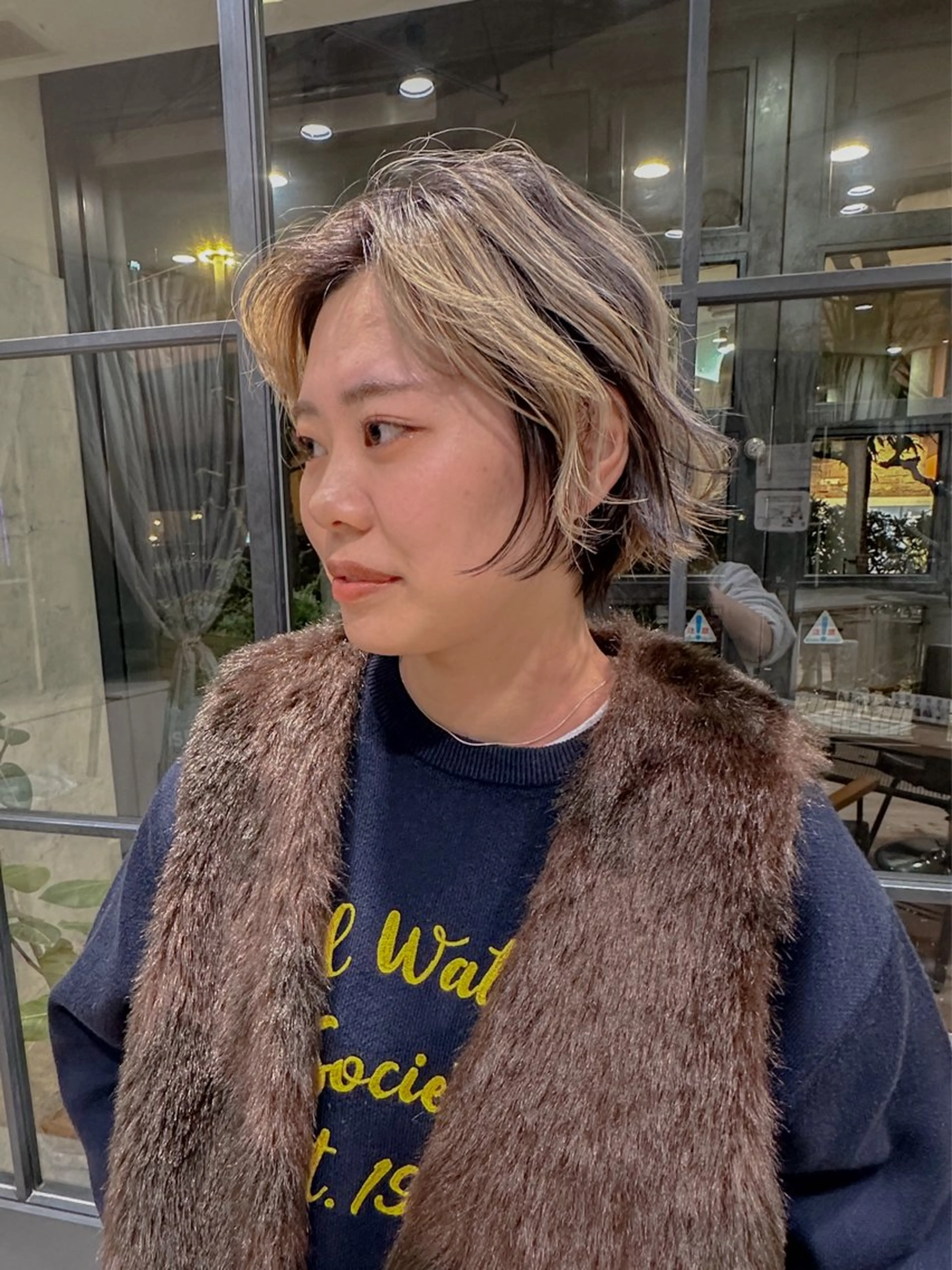 ショート ヘアカラー 平野恵/透明感カラー ブリーチ/ボブのヘアスタイル