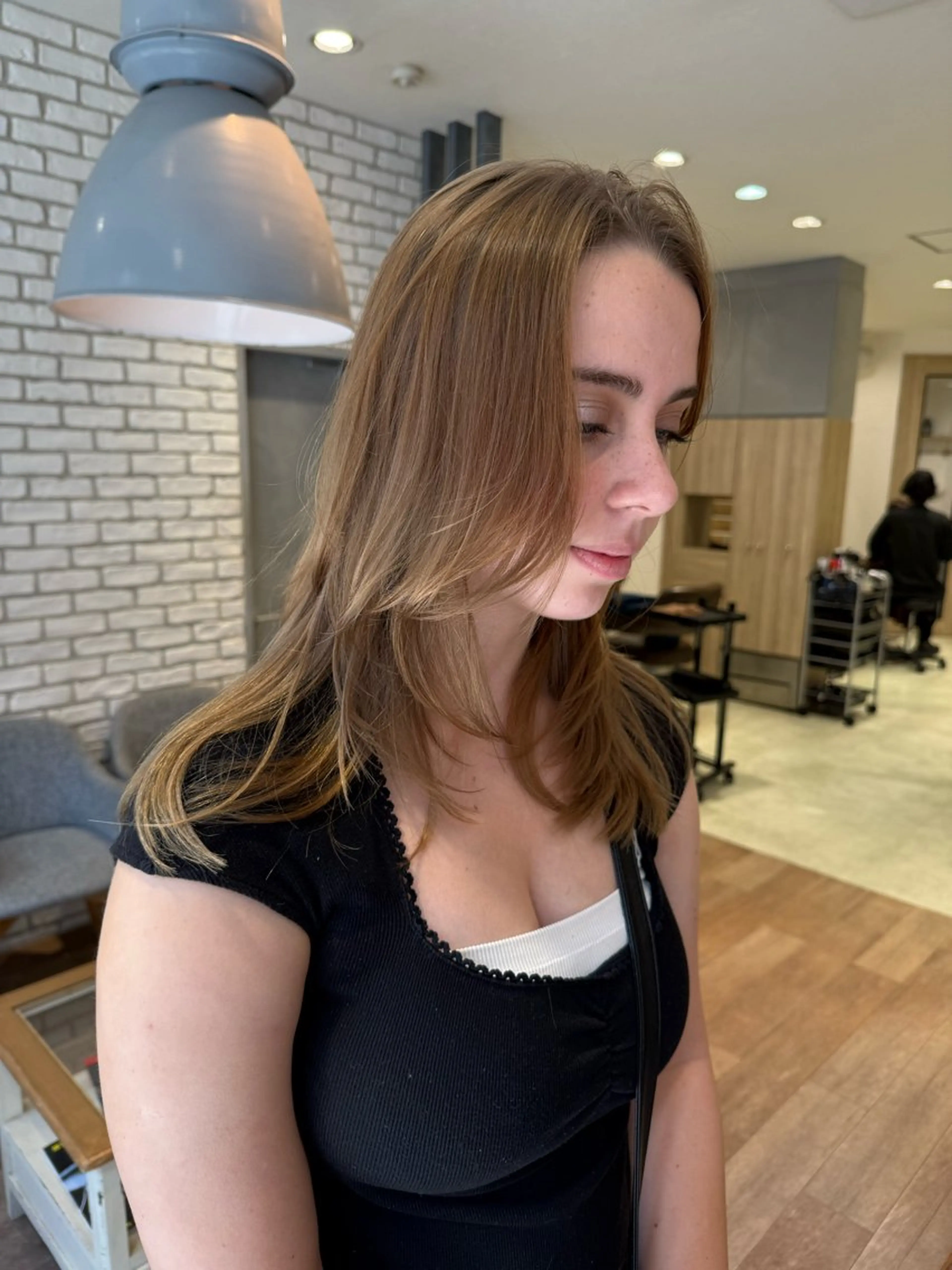 ミディアム カット 🩰 柔らかいカラー tomomi🌛のヘアスタイル