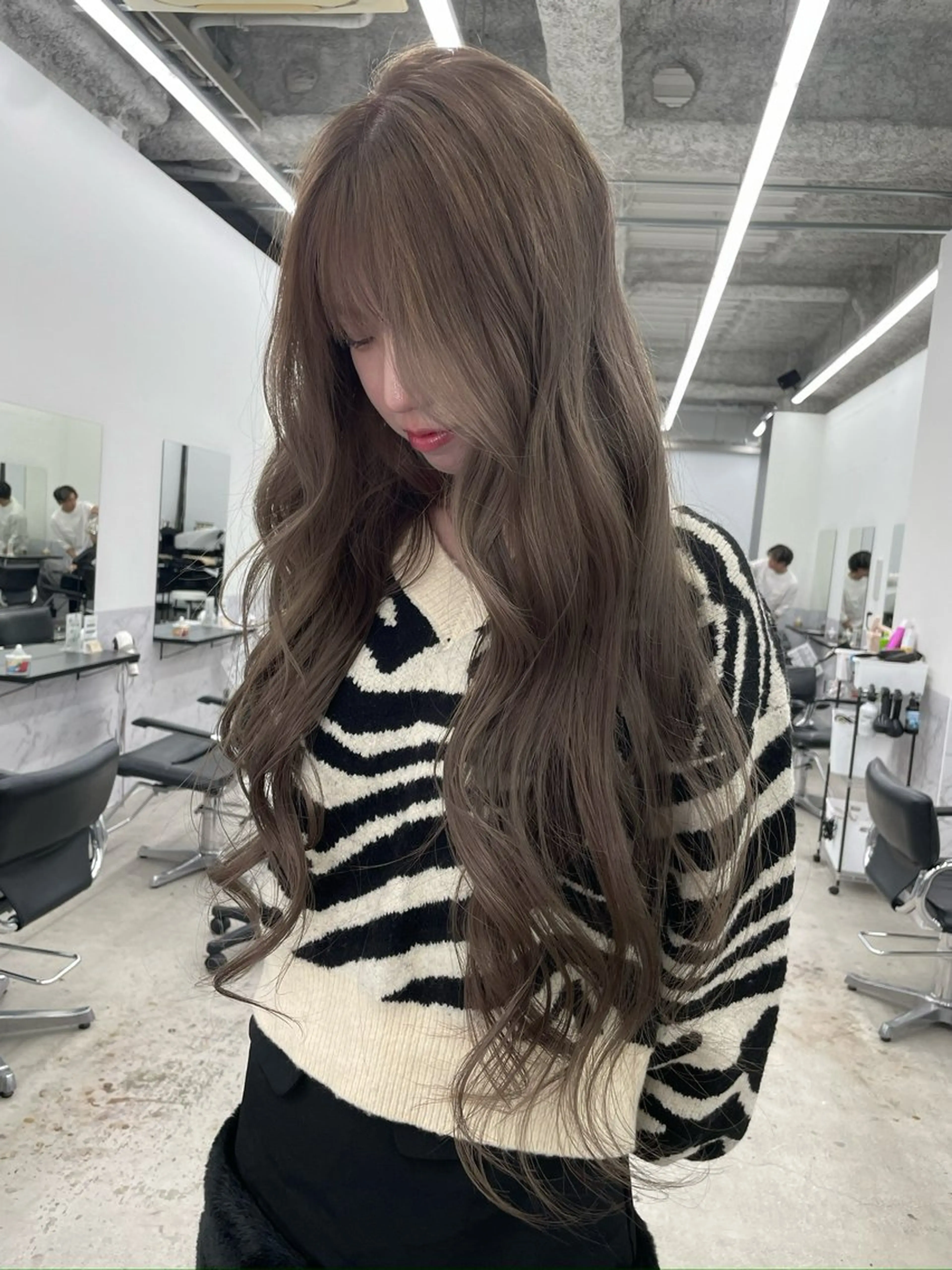 ロング カラー ハイトーンカラー BLEACHi /noeのヘアスタイル