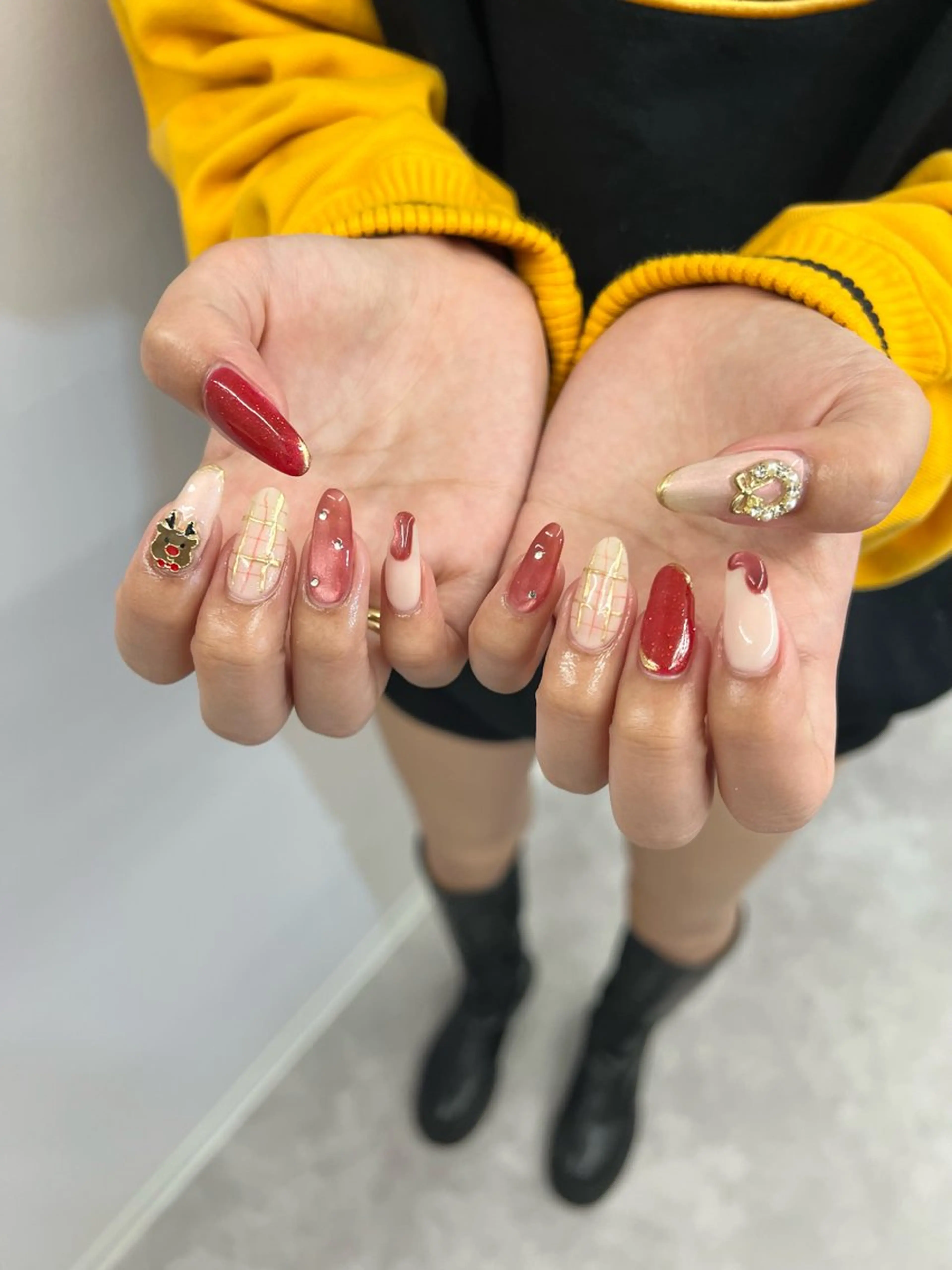 ネイル クリアネイル フレンチネイル ジェルネイル マグネットネイル ニュアンスネイル ハンドネイル ハンドケア Bana_ Nailのネイルデザイン
