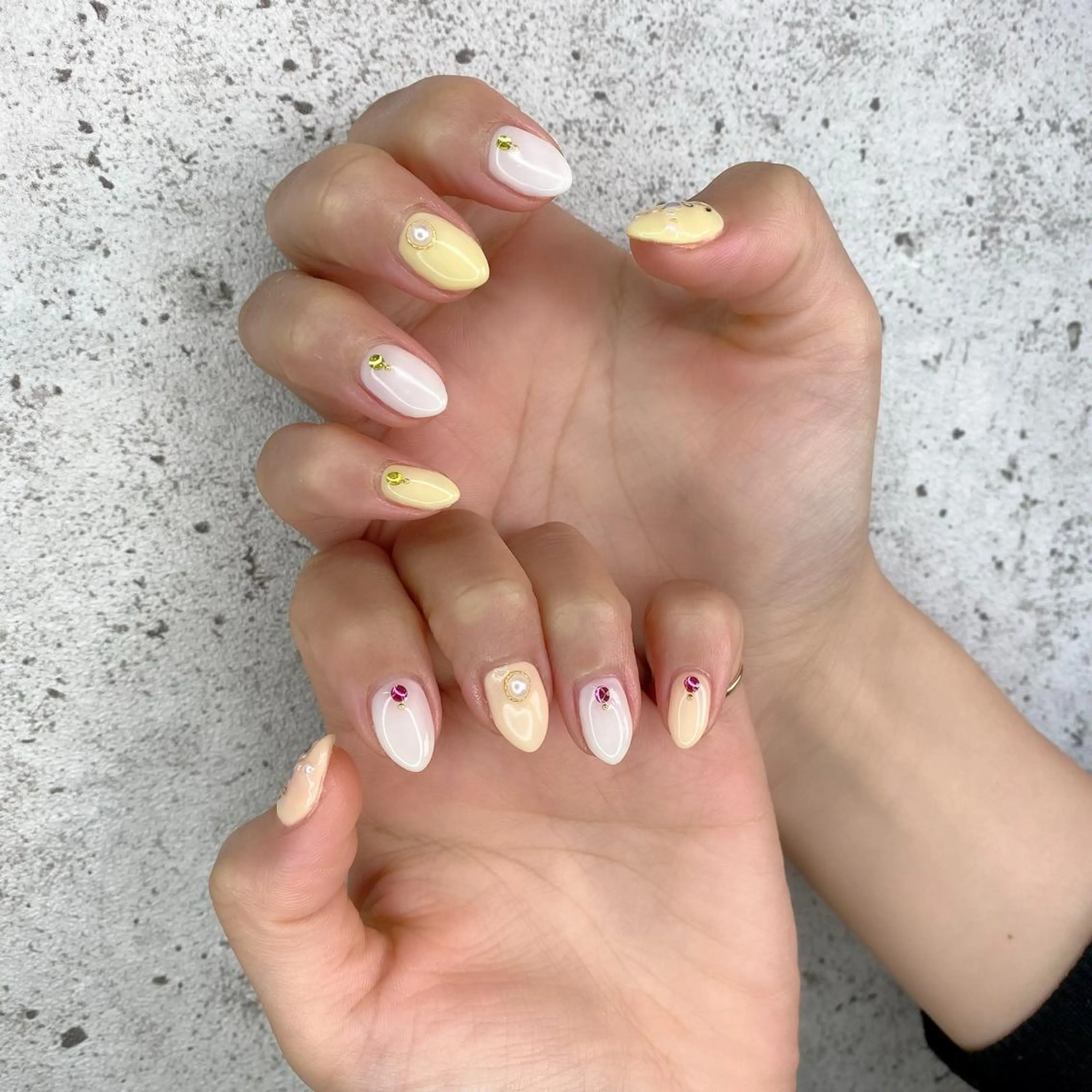 セミロング カラー パーマ ヘアアレンジ メンズ キッズ ネイル マツエク・マツパ ジェルネイル パラジェル Salon Ｋのネイルデザイン