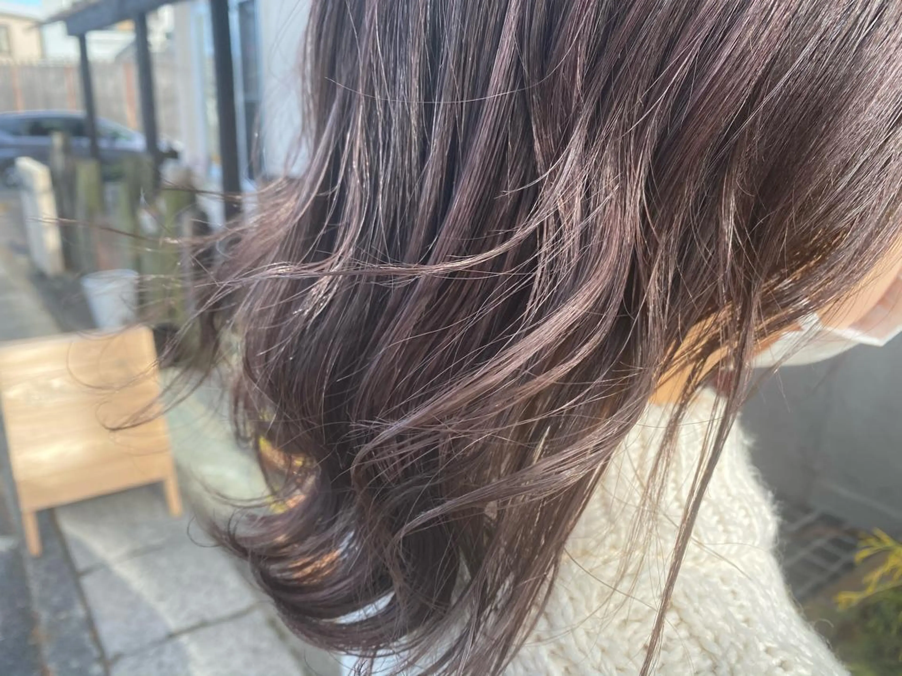 ミディアム M. YURIのヘアスタイル