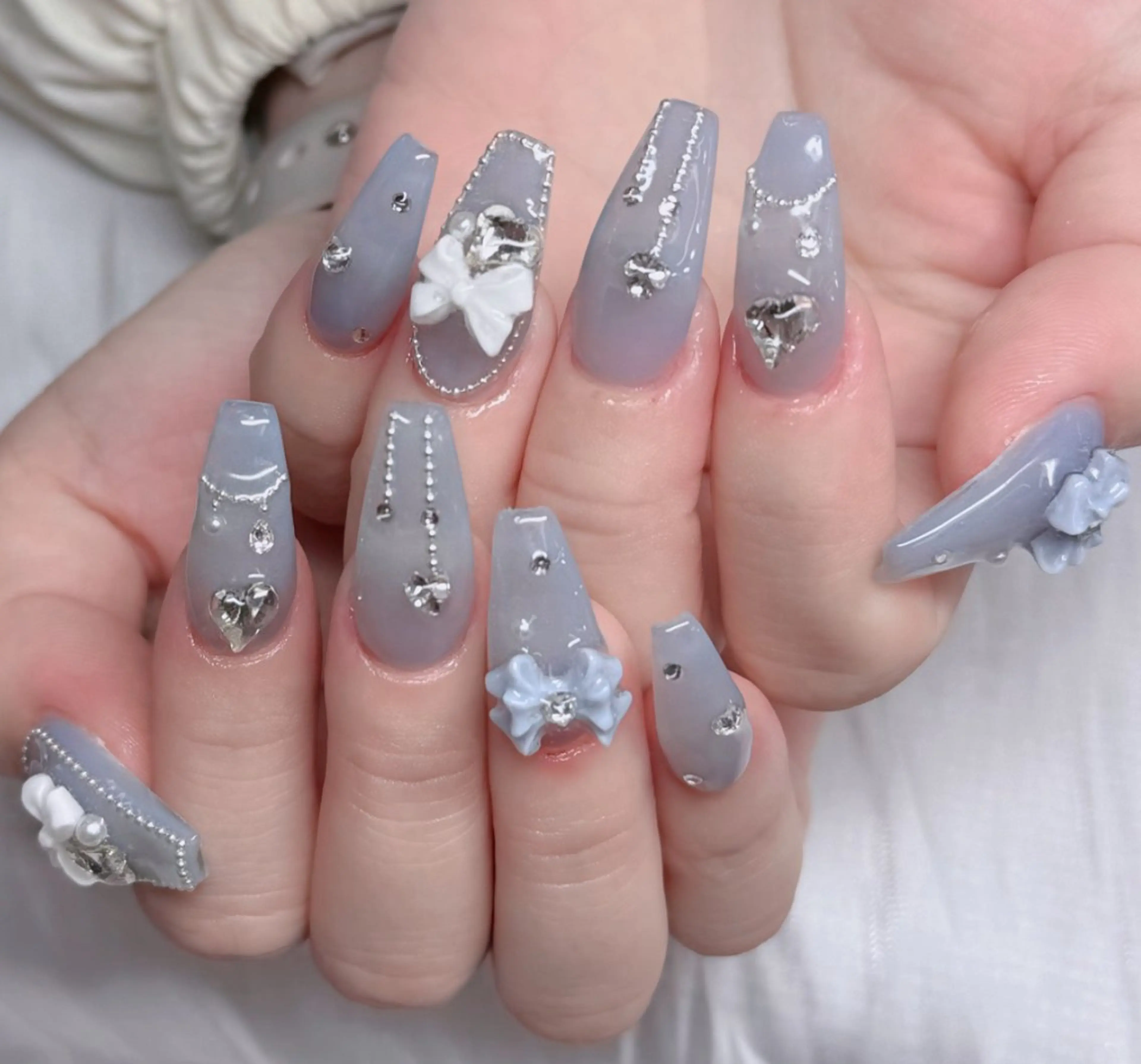 ネイル フレンチネイル ジェルネイル ガラスフレンチ ハロウィン ハート ハンドネイル H.baby Nail Salonのネイルデザイン