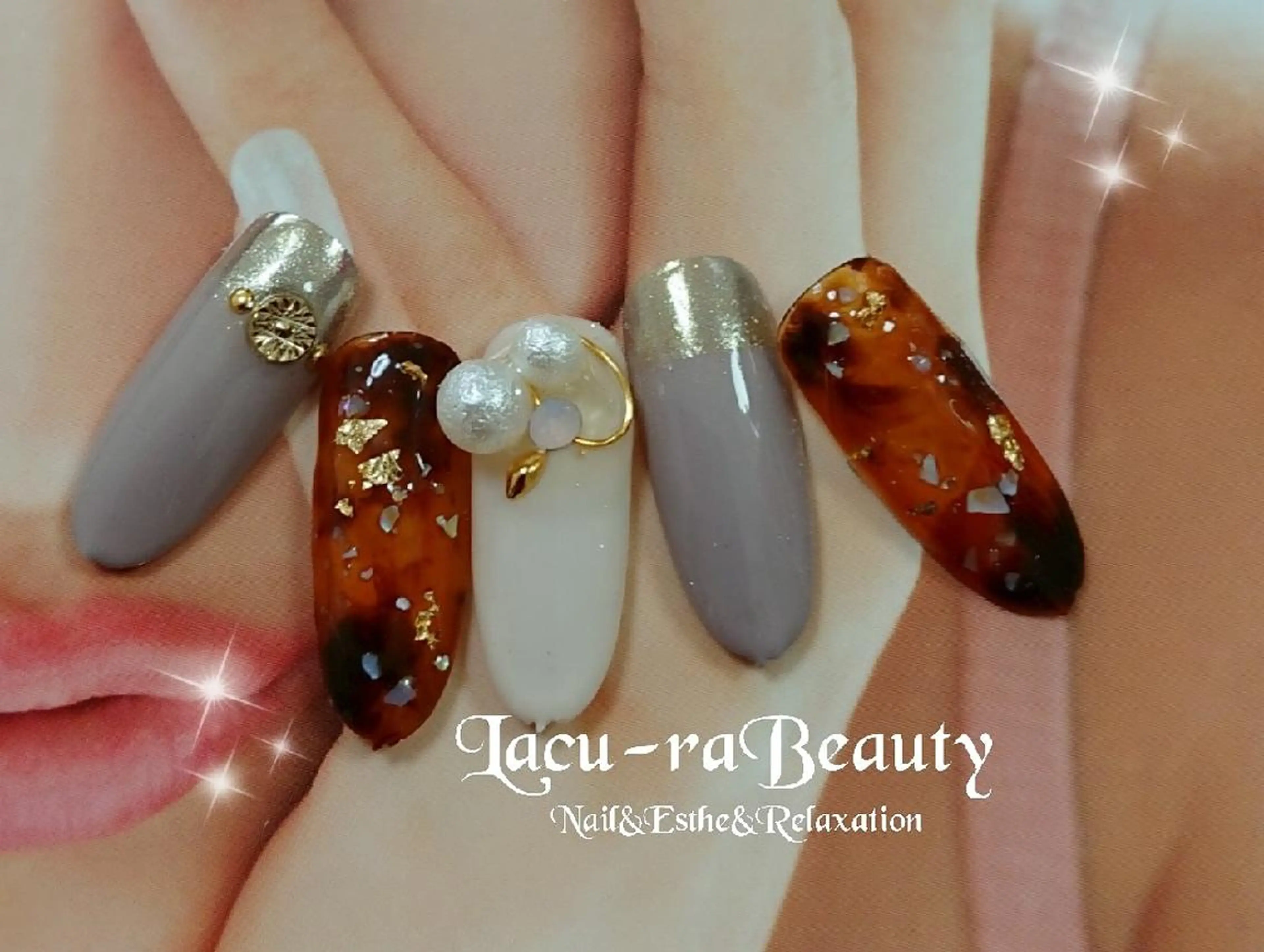 ネイル 小顔と腸の専門店 ラクーラビューティのエステ・リラクイメージ