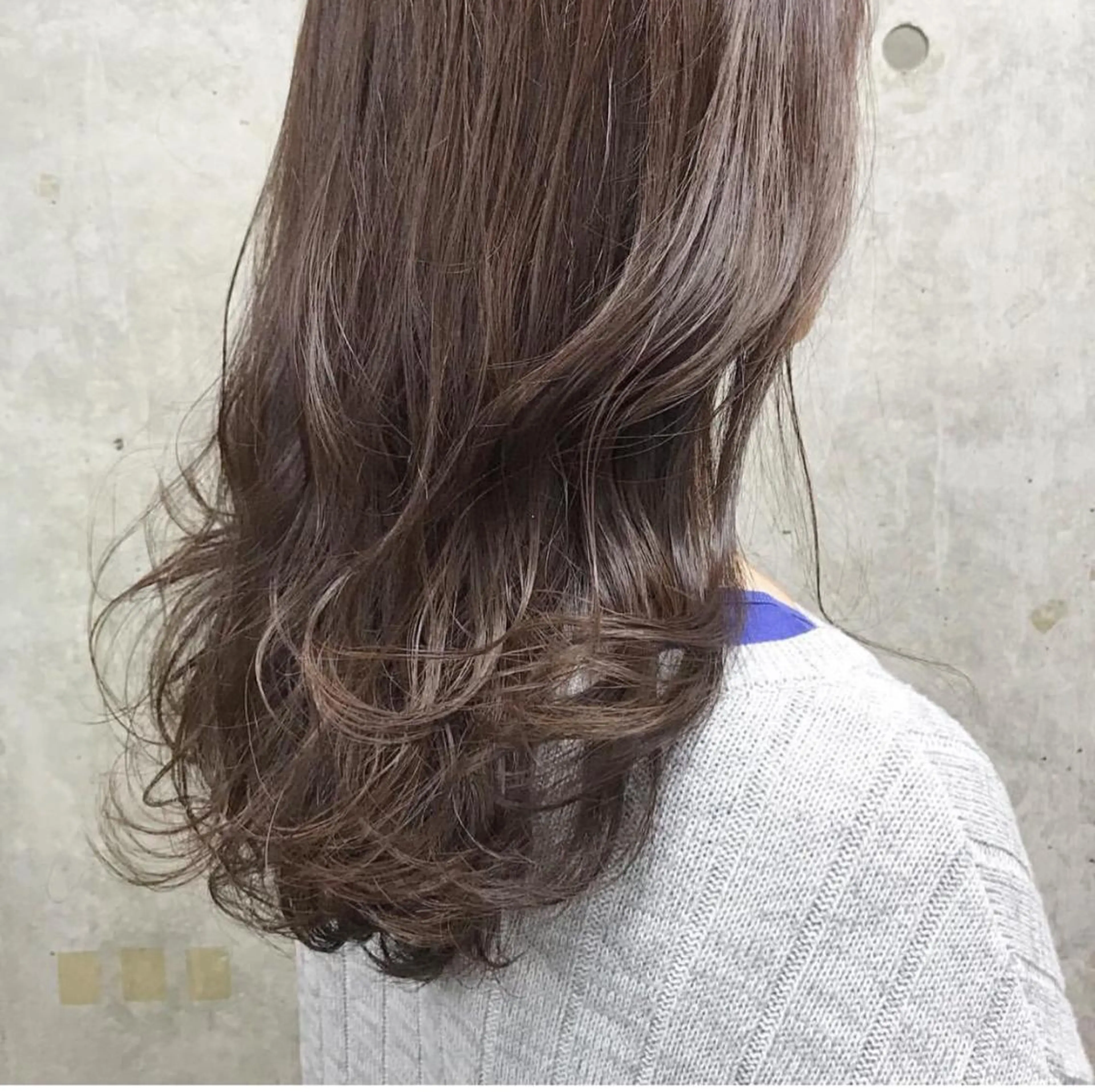 セミロング カラー ヘアアレンジ レイヤーカット Satsuki ✂︎♡のヘアスタイル
