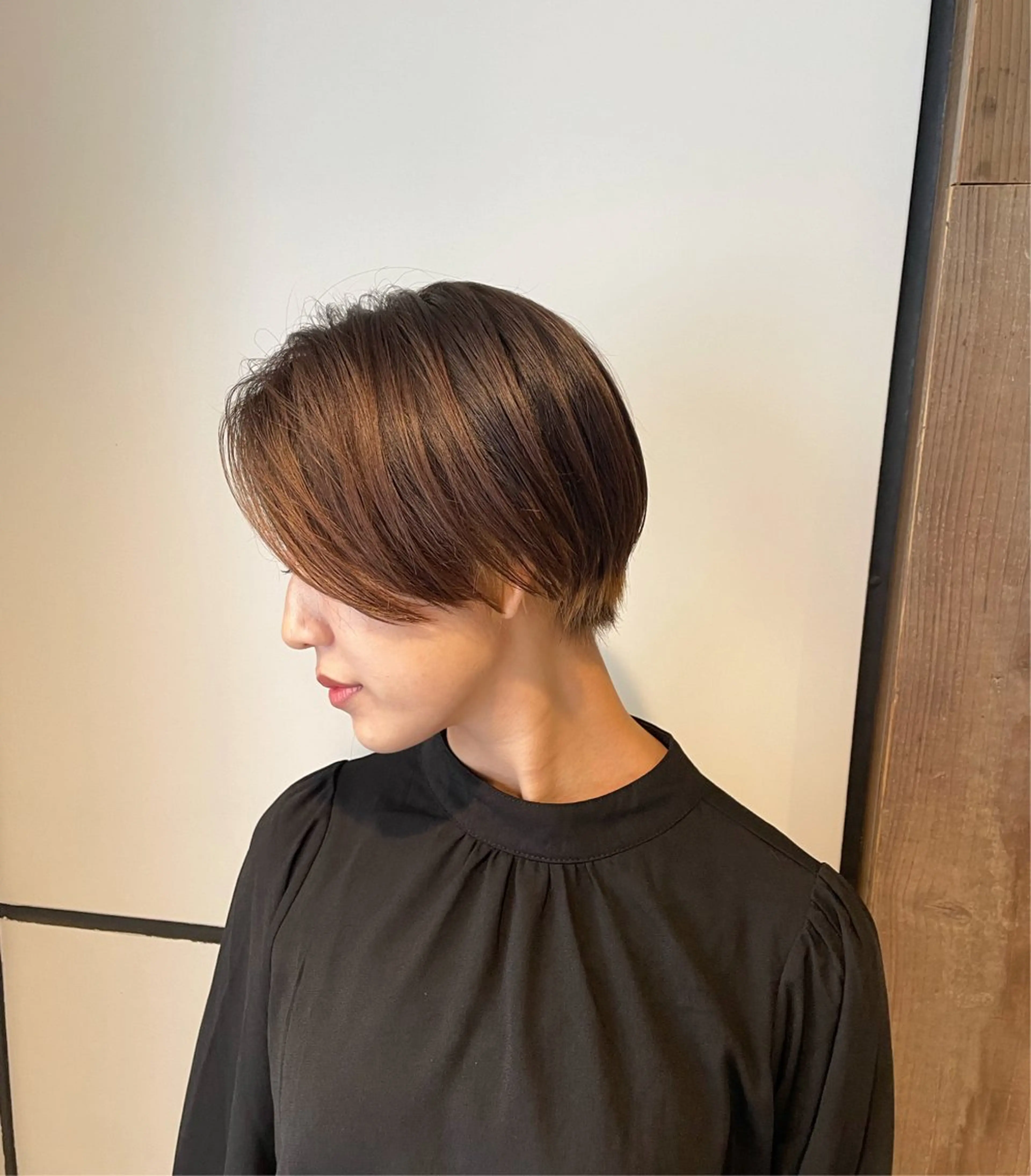 ショート カラー ハンサムショート ブラウンカラー ショートヘア ニュアンスカラー🫧 加納のヘアスタイル