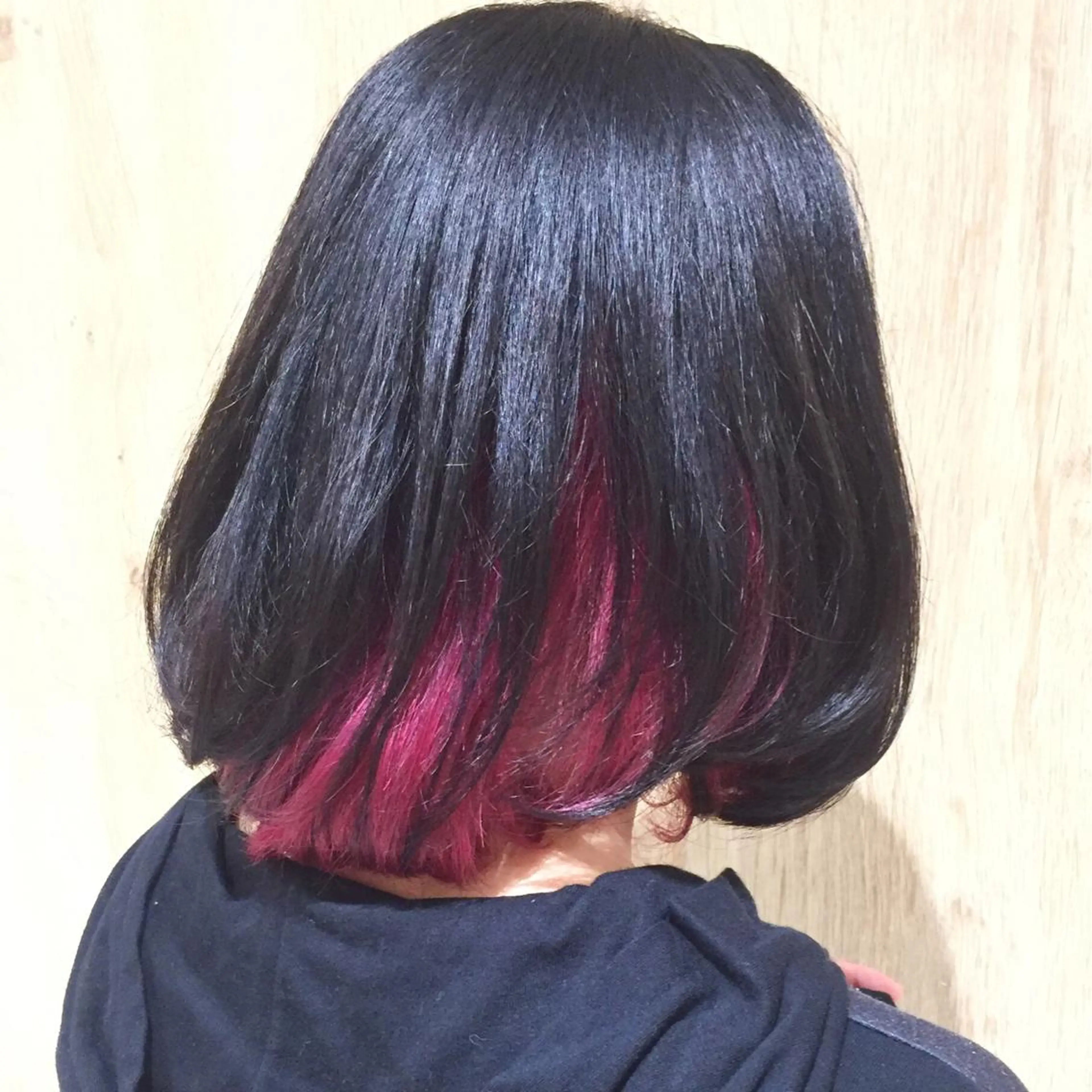 カラー インナーカラー 中林 由佳のヘアスタイル