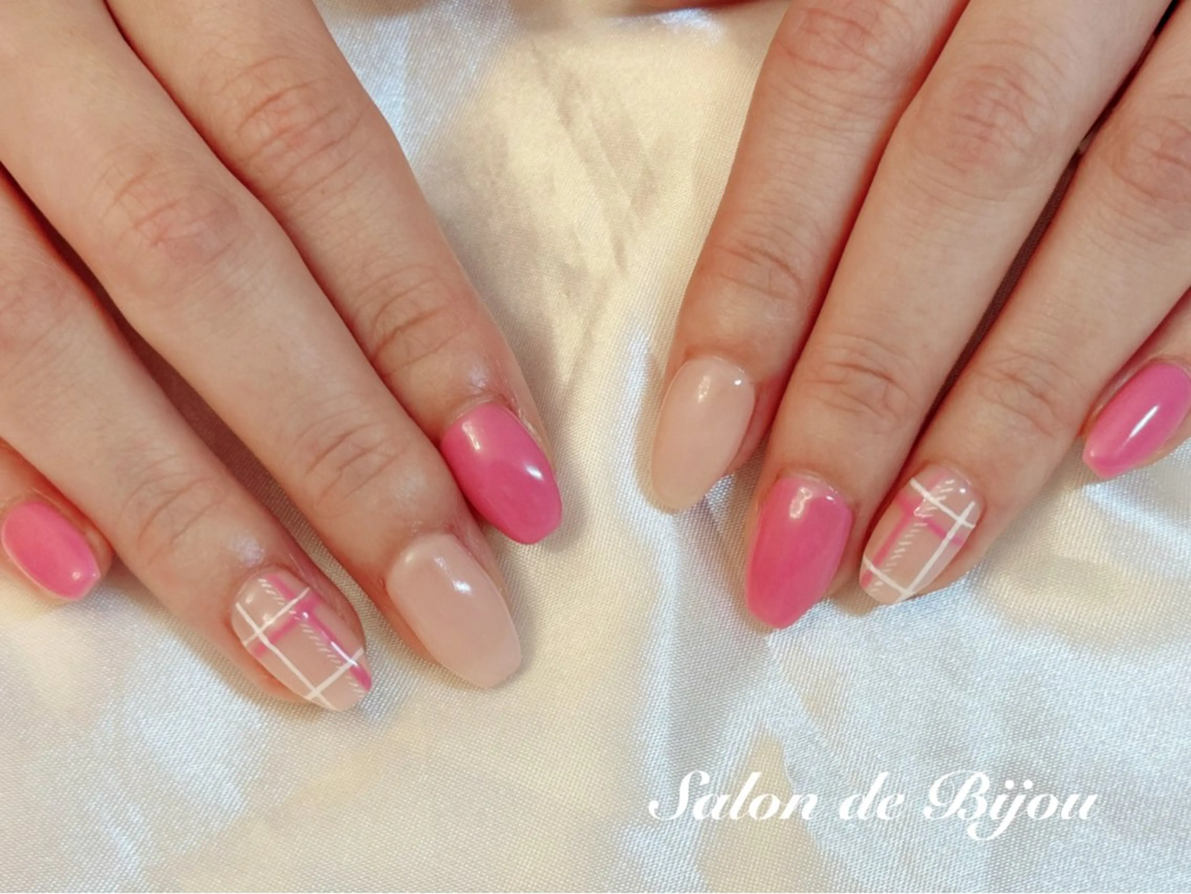 ネイル Salon  de Bijou所属・格谷 和歩の眉毛・アイブロウイメージ