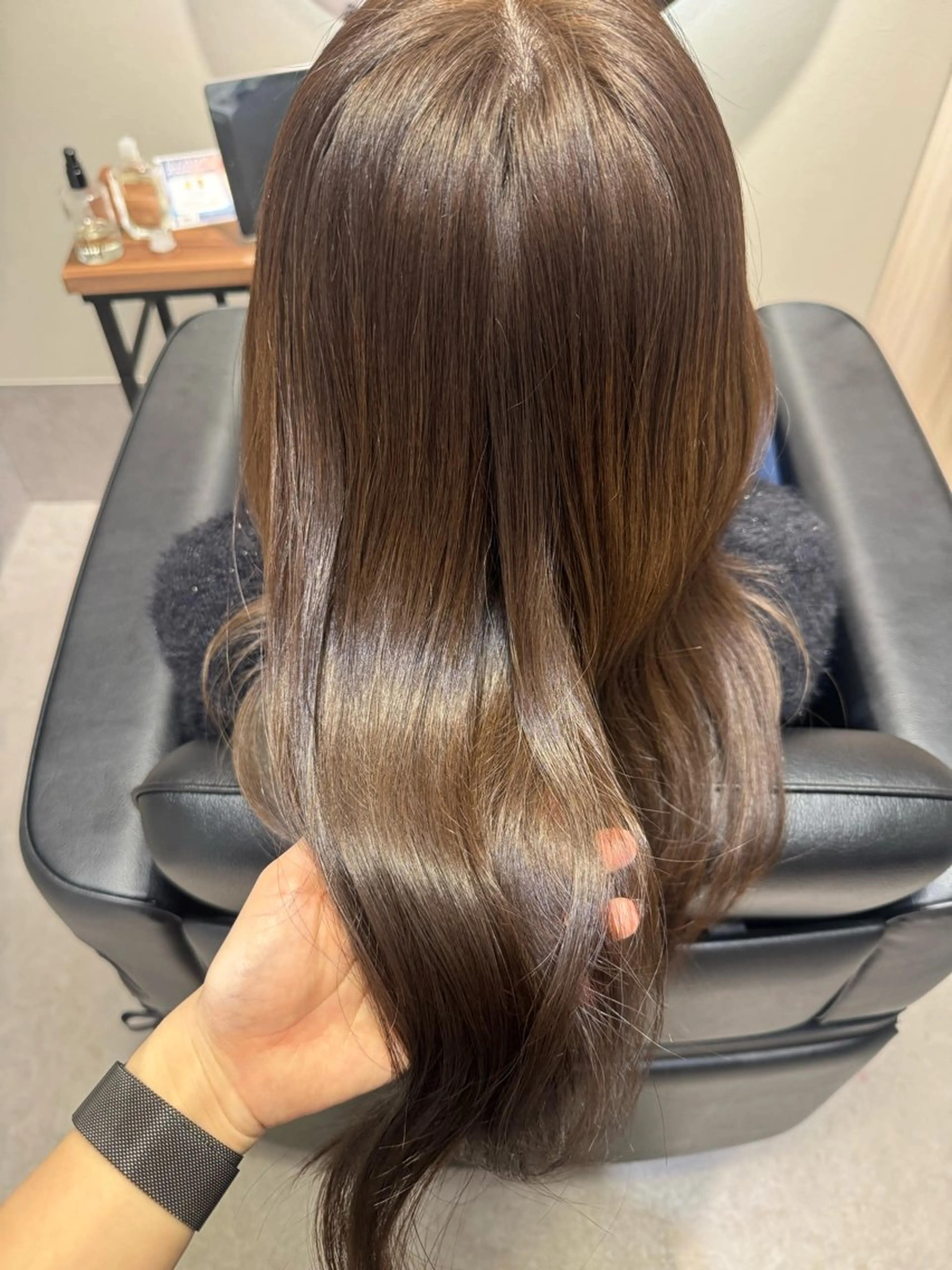 ロング カット ヘアカラー トリートメント NAVY 橋本心 縮毛矯正のヘアスタイル