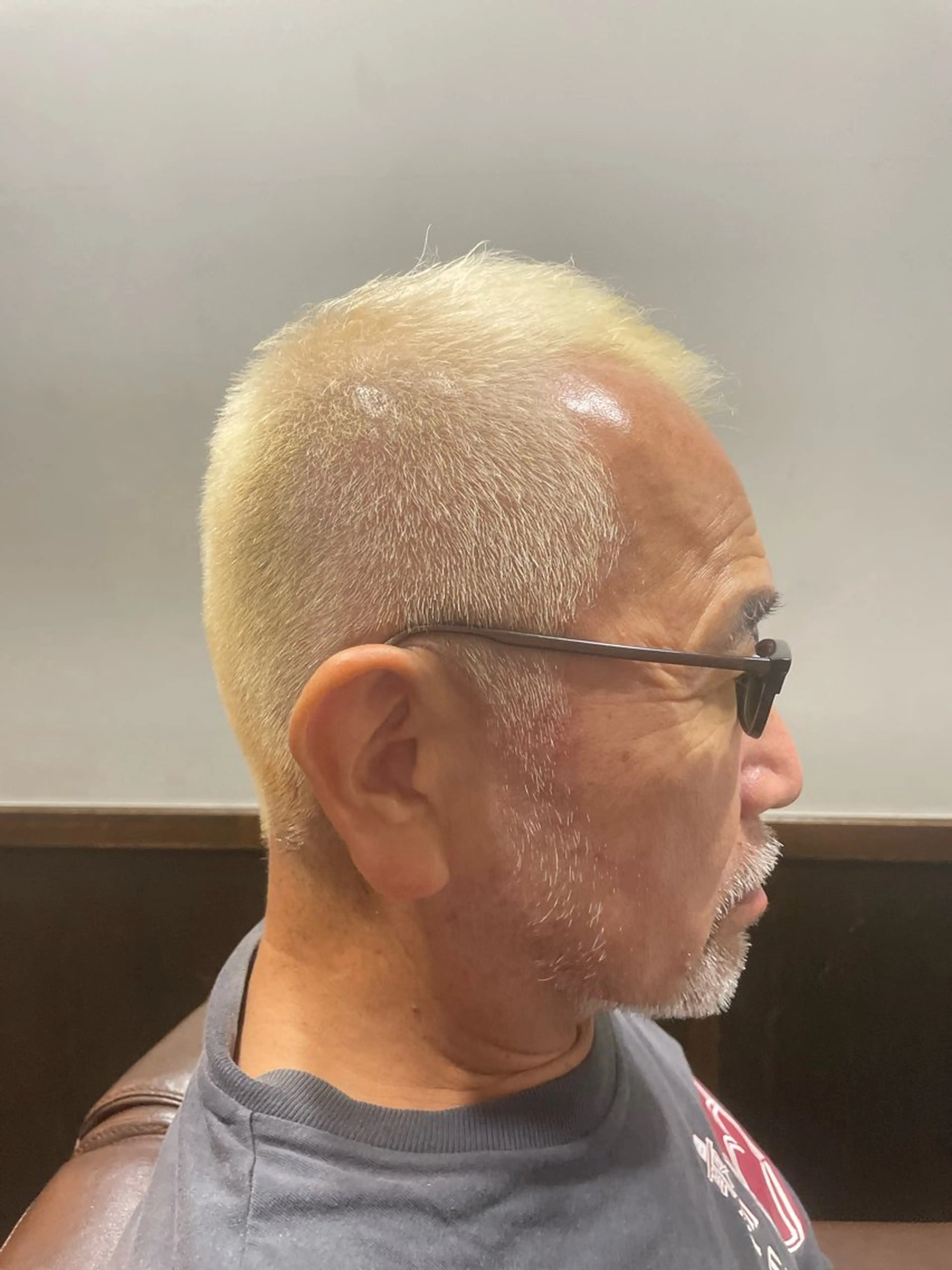 カラー メンズ 京都フェードカット 田嶋勇祐のヘアスタイル