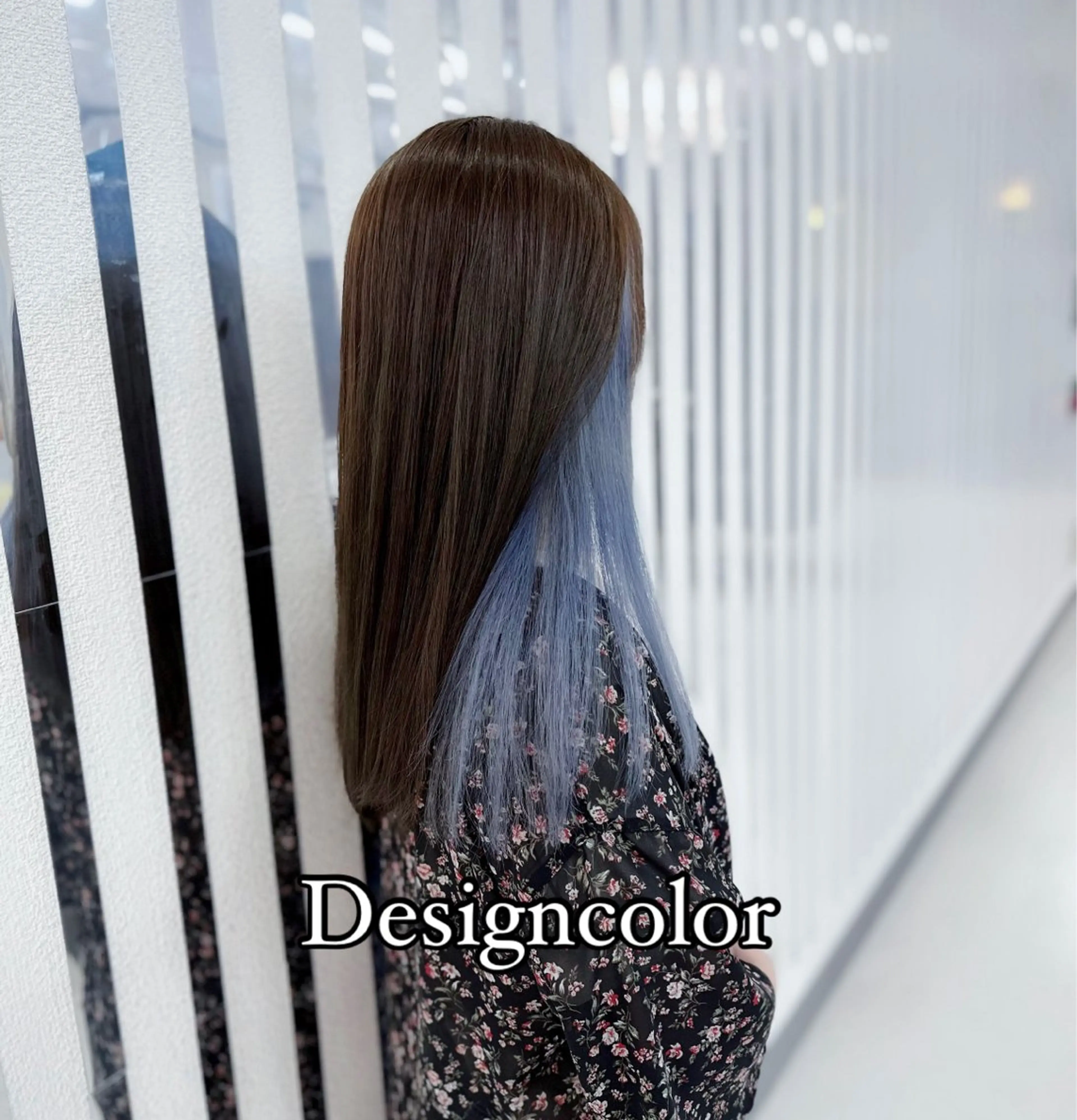 セミロング カラー インナーカラー YURI ✨のヘアスタイル