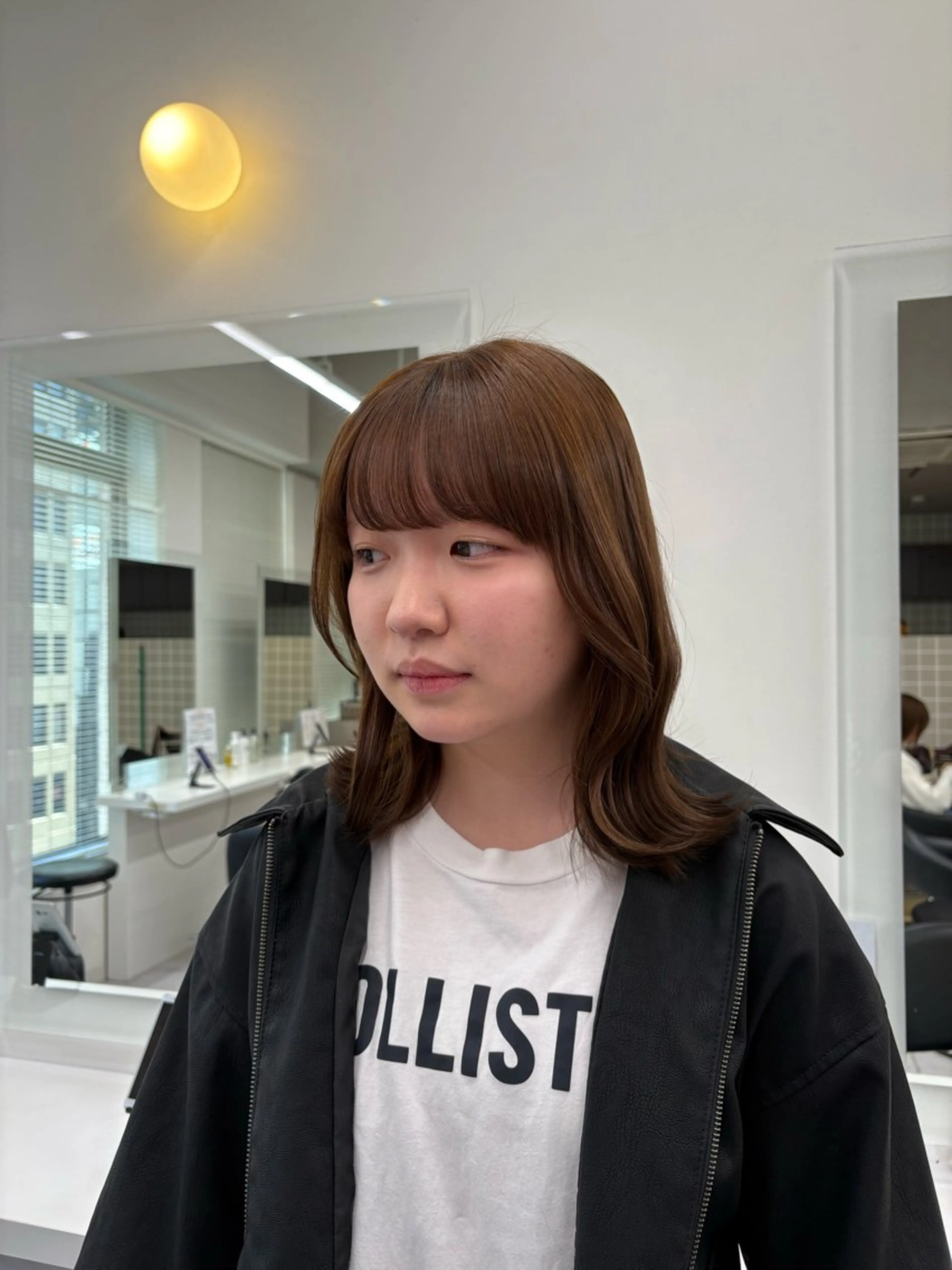 カラー ヘアカラー トリートメント 透明感ベージュ🤎 ナチュラルレイヤーのヘアスタイル