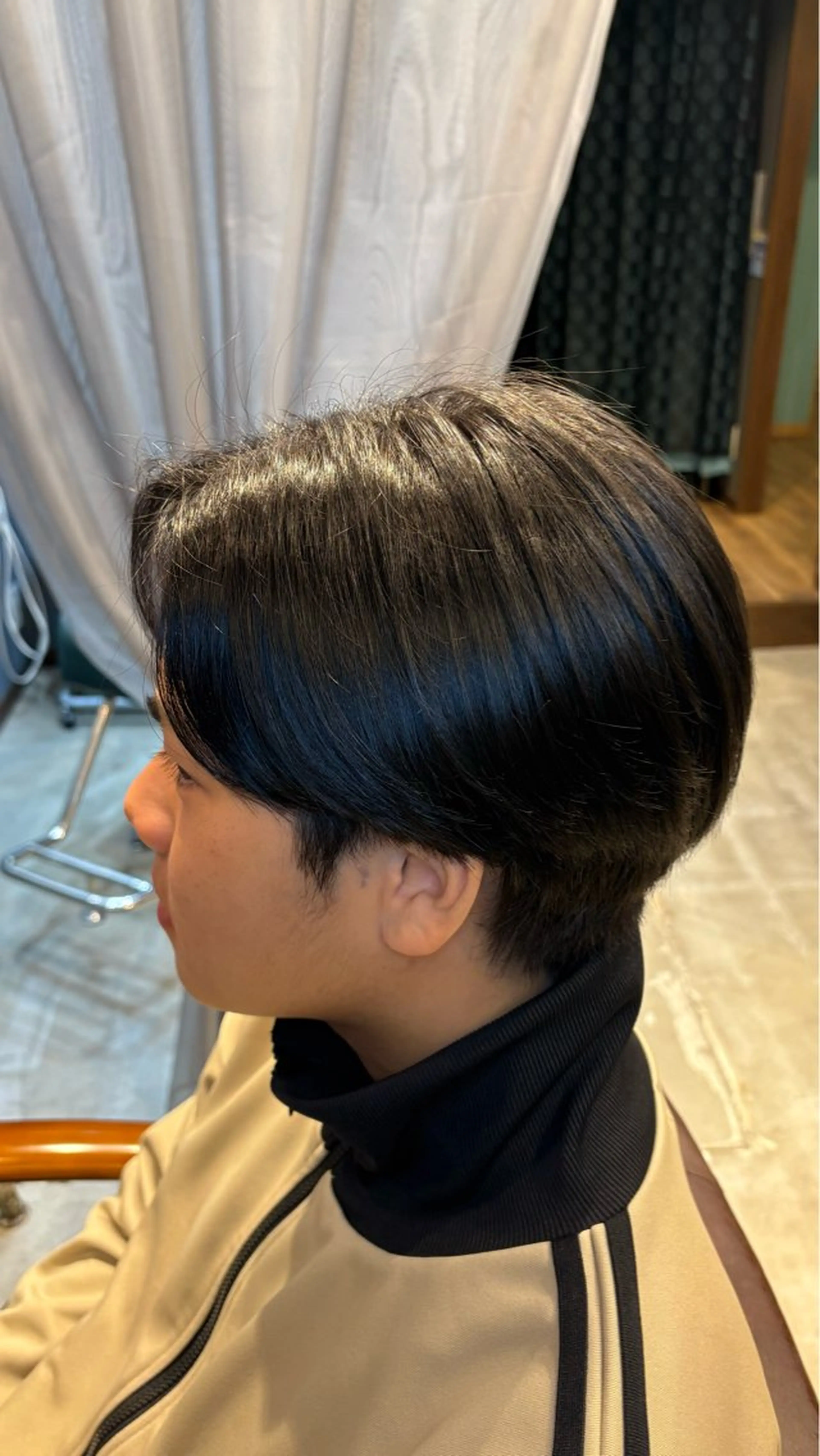 カラー メンズ グレージュ RoimU+e 小林のヘアスタイル