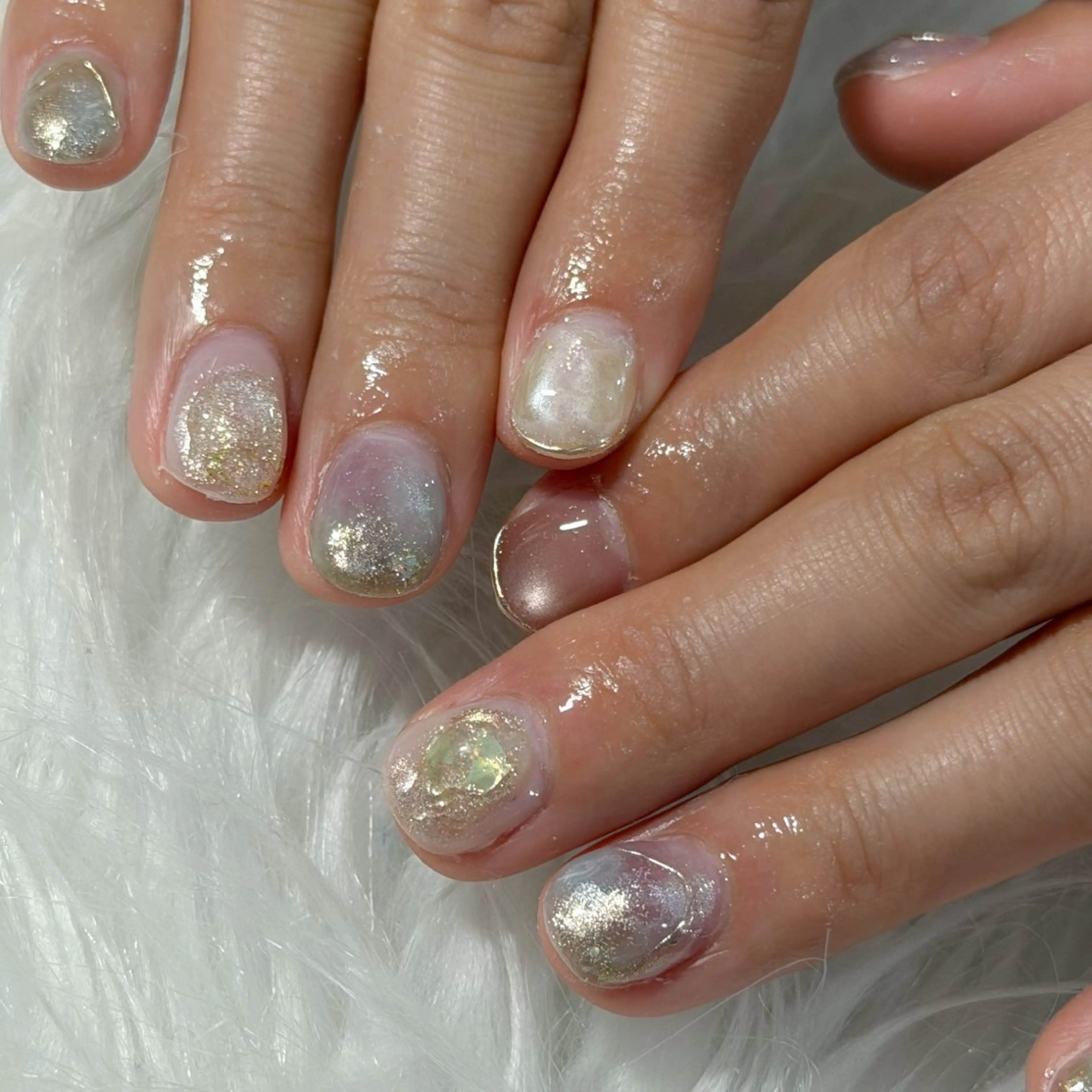 ネイル ハンドネイル フットネイル LAVISH nanamiのネイルデザイン