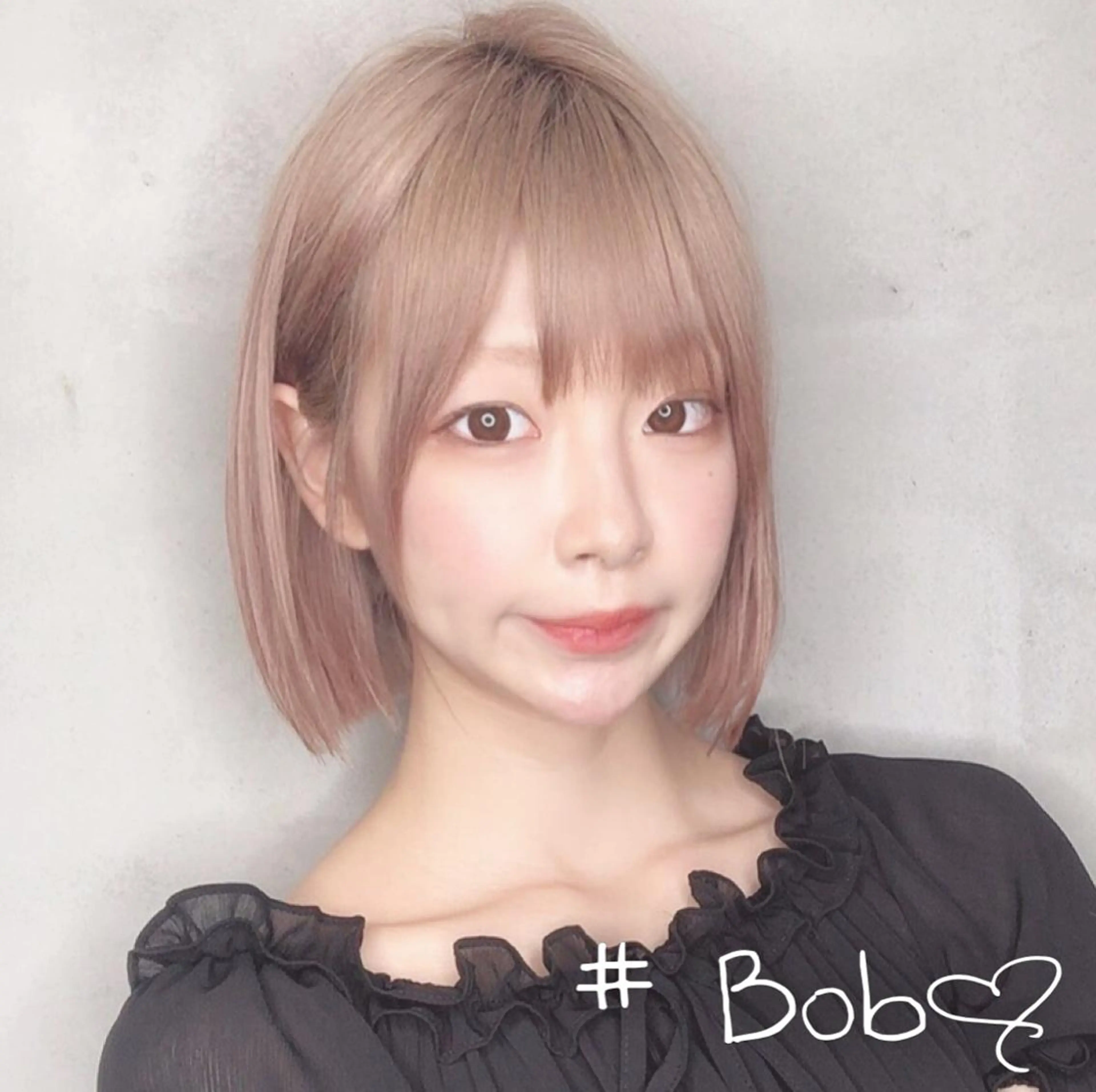 ミディアム カラー 黒髪 ブルーカラー ブルーブラック インナーカラー くせ毛 渋谷レイヤーカット❌ 縮毛矯正専門/武田涼のヘアスタイル