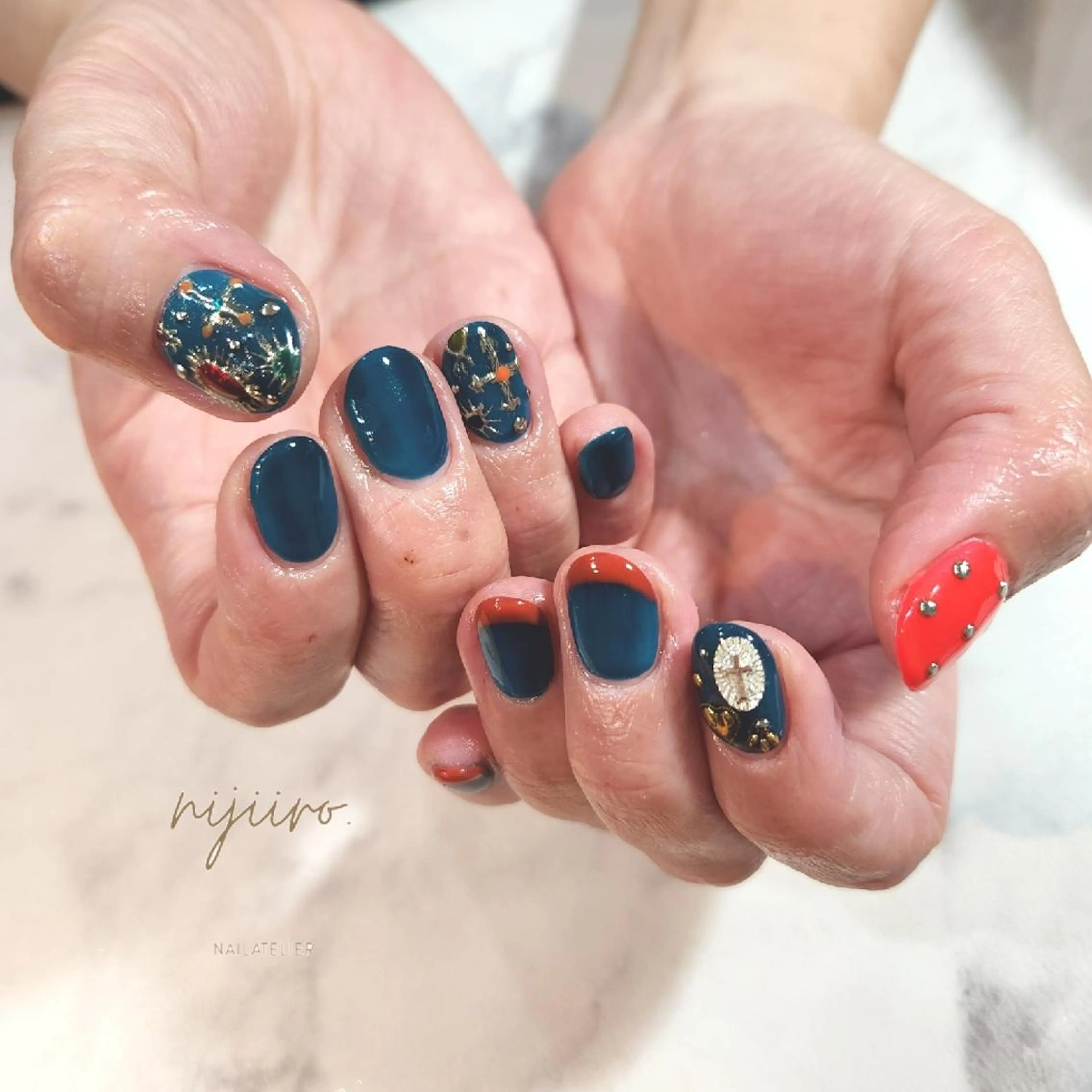 ネイル ハンドネイル nijiiro🌈 サトウのネイルデザイン