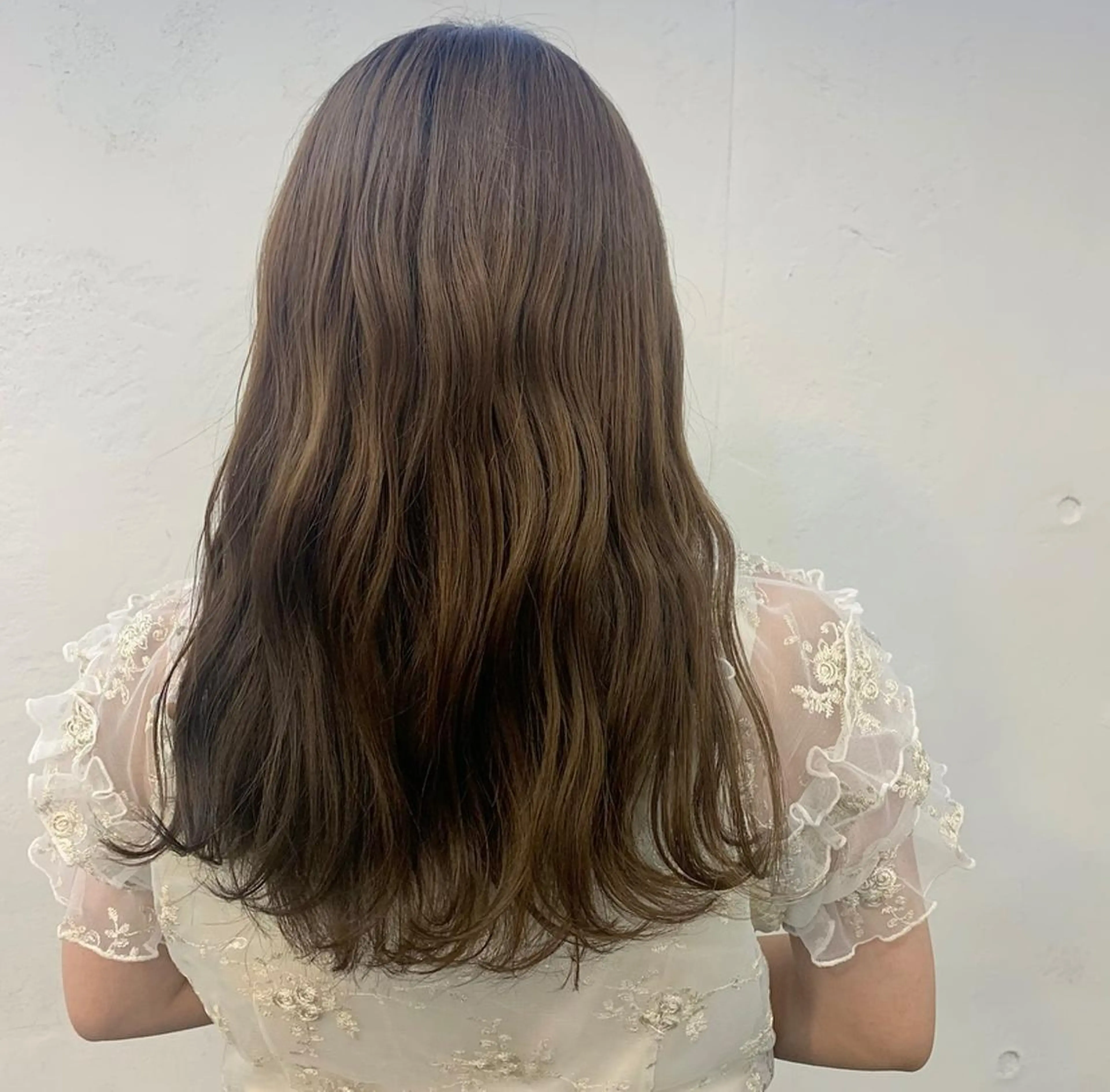 ロング カット mizuho🐈‍⬛ 艶髪￤ダークトーンのヘアスタイル