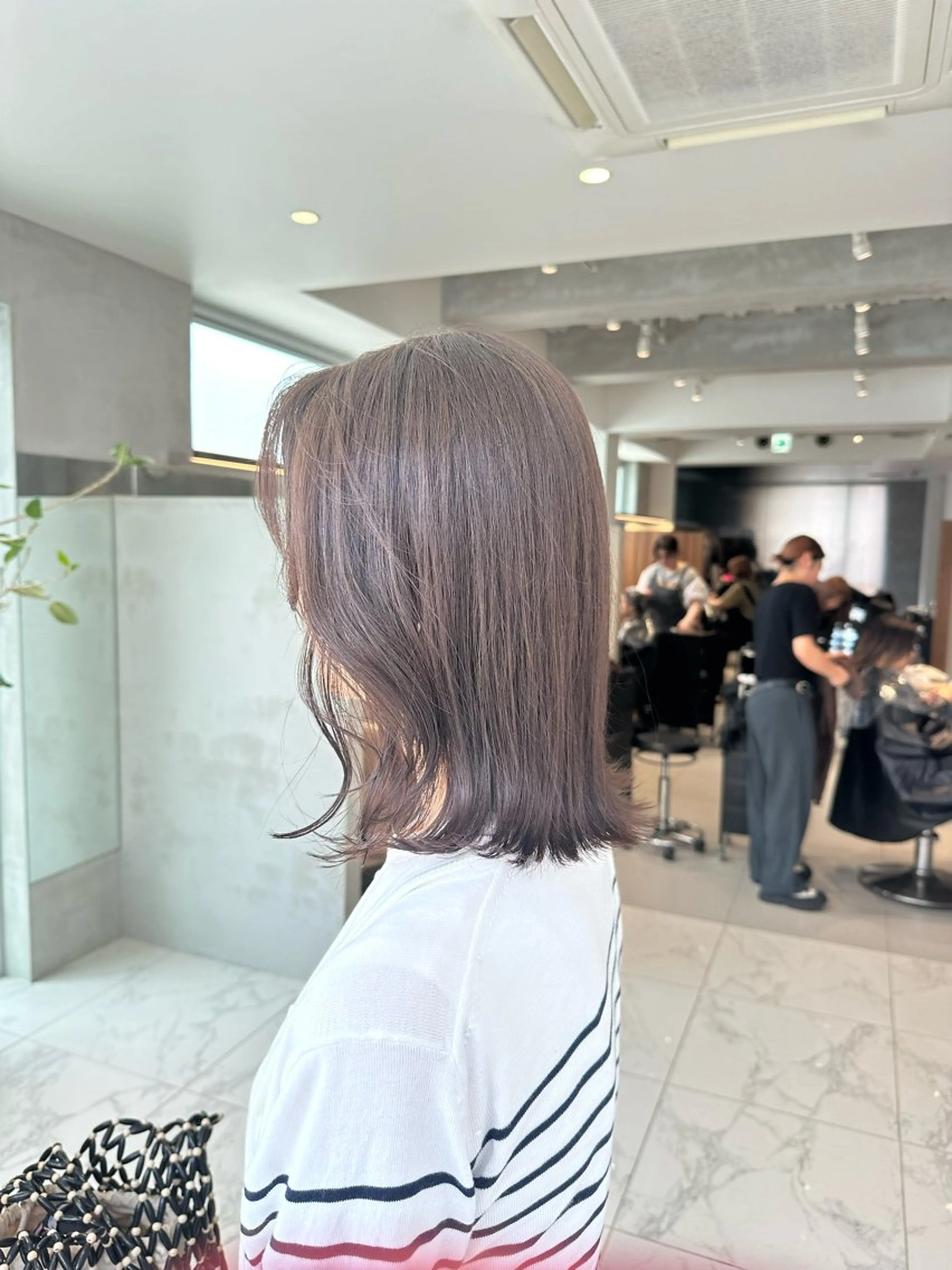 ミディアム ヘアカラー トリートメント ヘッドスパ ヘアセット 透明感モテ艶髪カラー Gallicaイリサのヘアスタイル