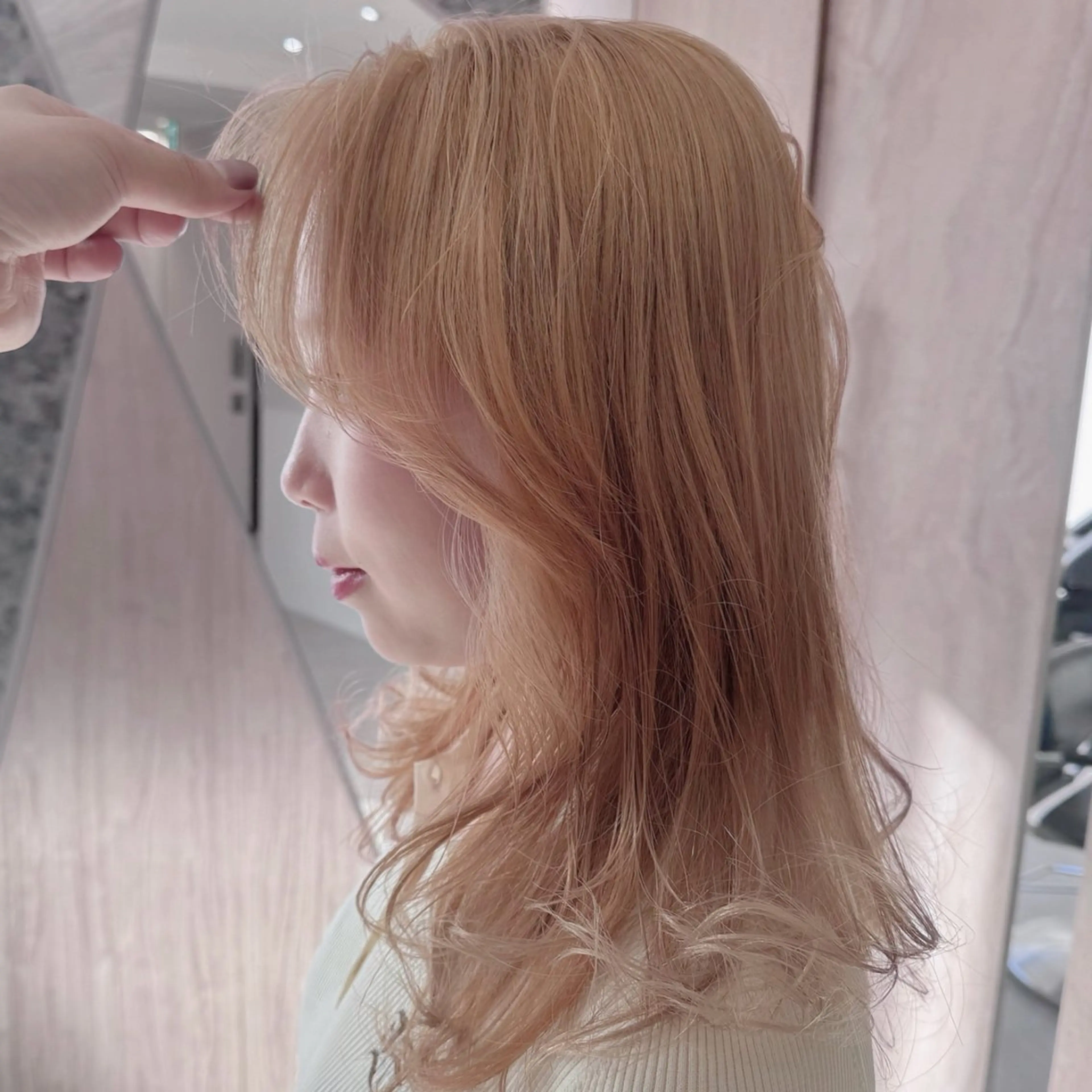 セミロング カット ヘアカラー トリートメント カット特化 /BLUET/新宿のヘアスタイル