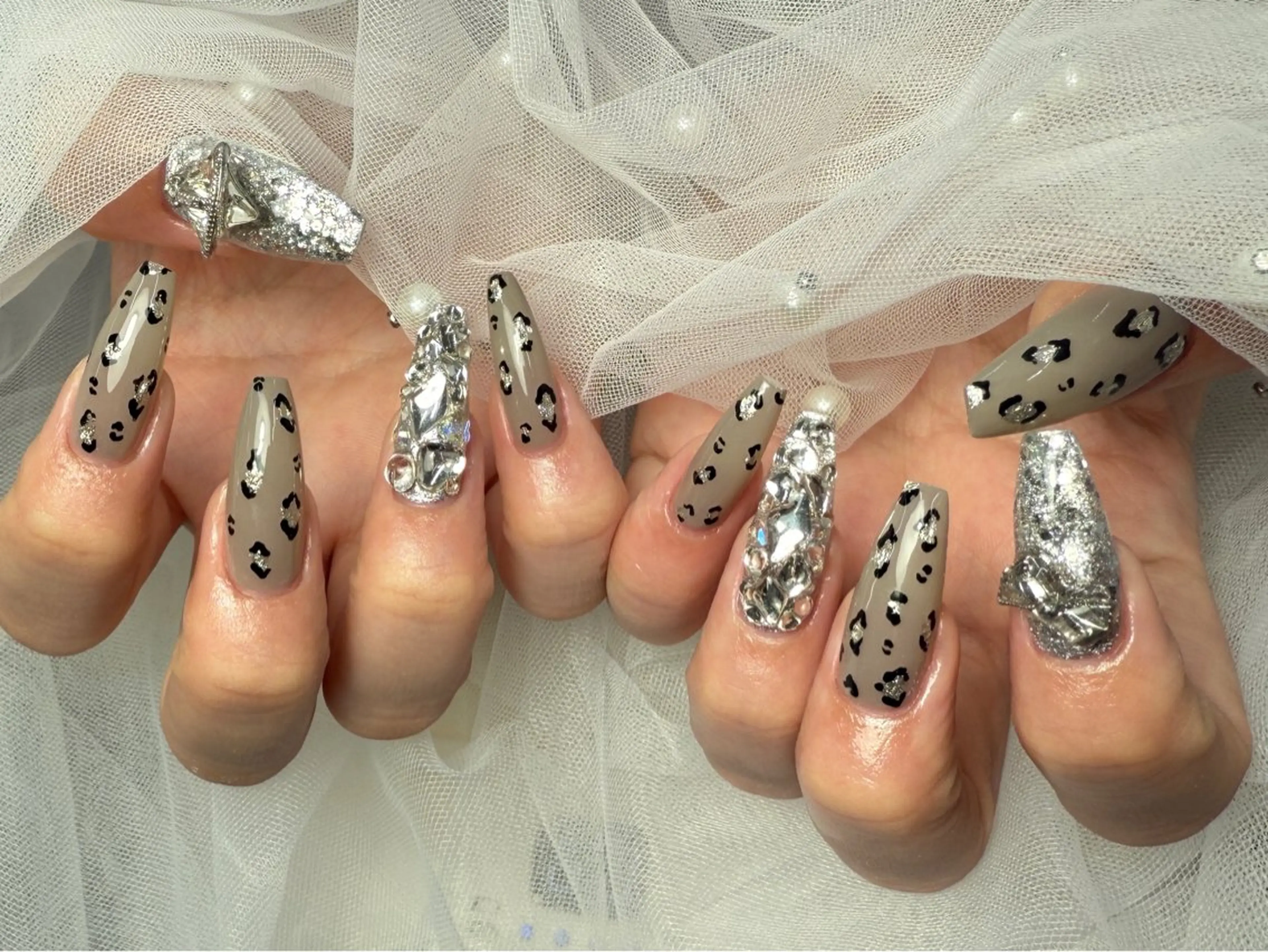 ネイル ハンドネイル ToliyDeliy Nail Salonのネイルデザイン