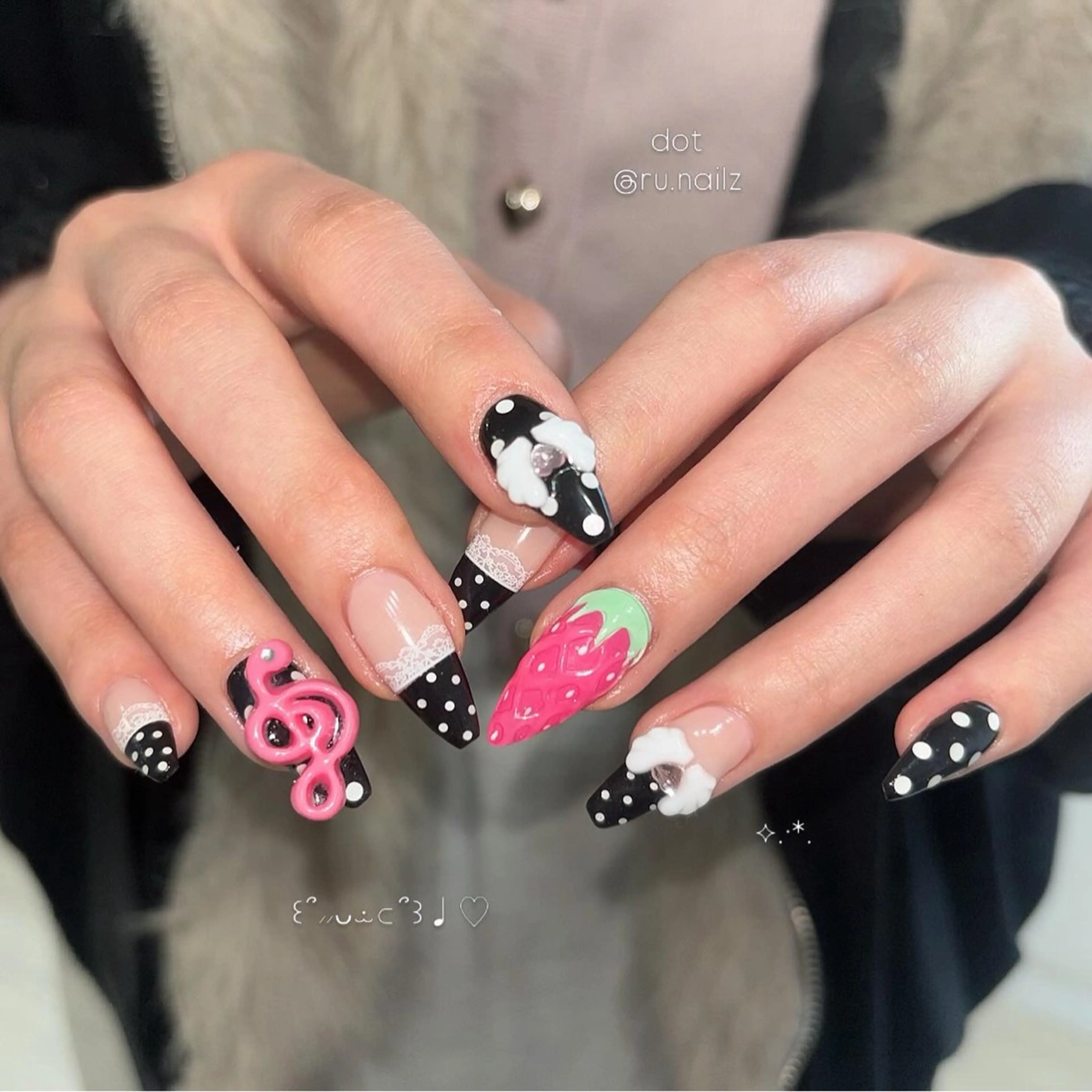 ネイル ハンドネイル LIAn.🎀 Munakataのネイルデザイン