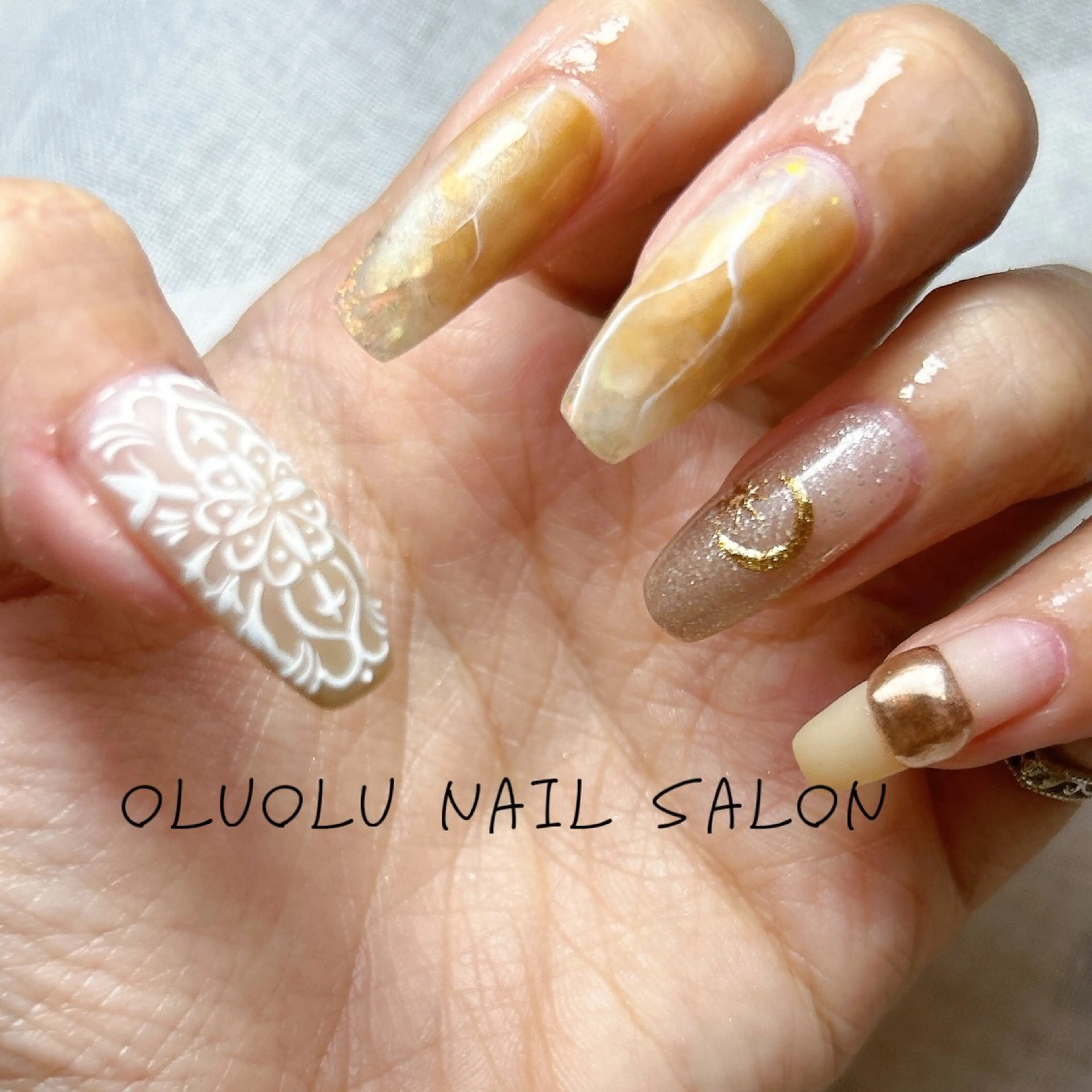 ネイル アートネイル ミラーネイル oluolu nailsalonのネイルデザイン
