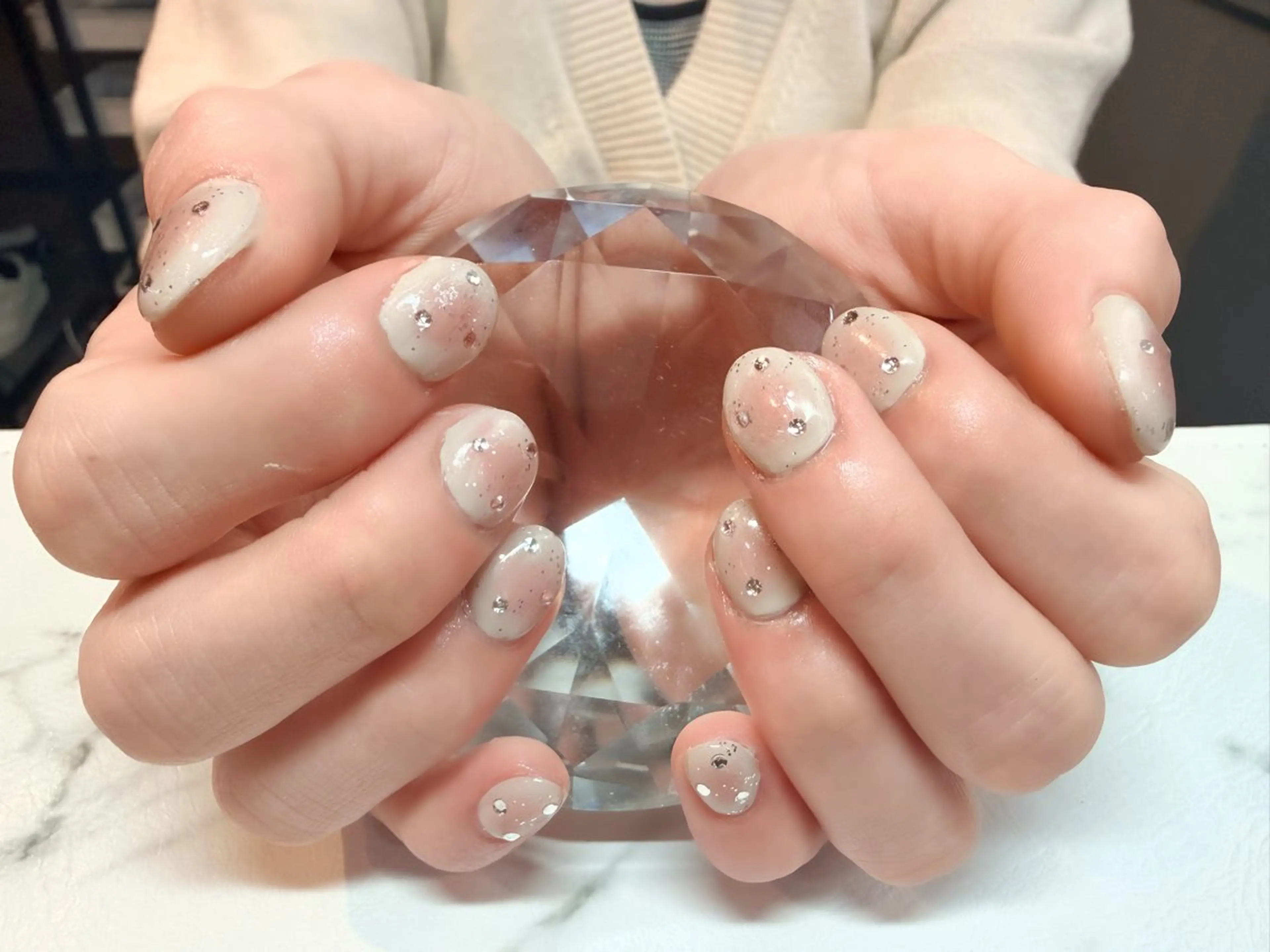 ネイル ハンドネイル 奥野 麗花のネイルデザイン