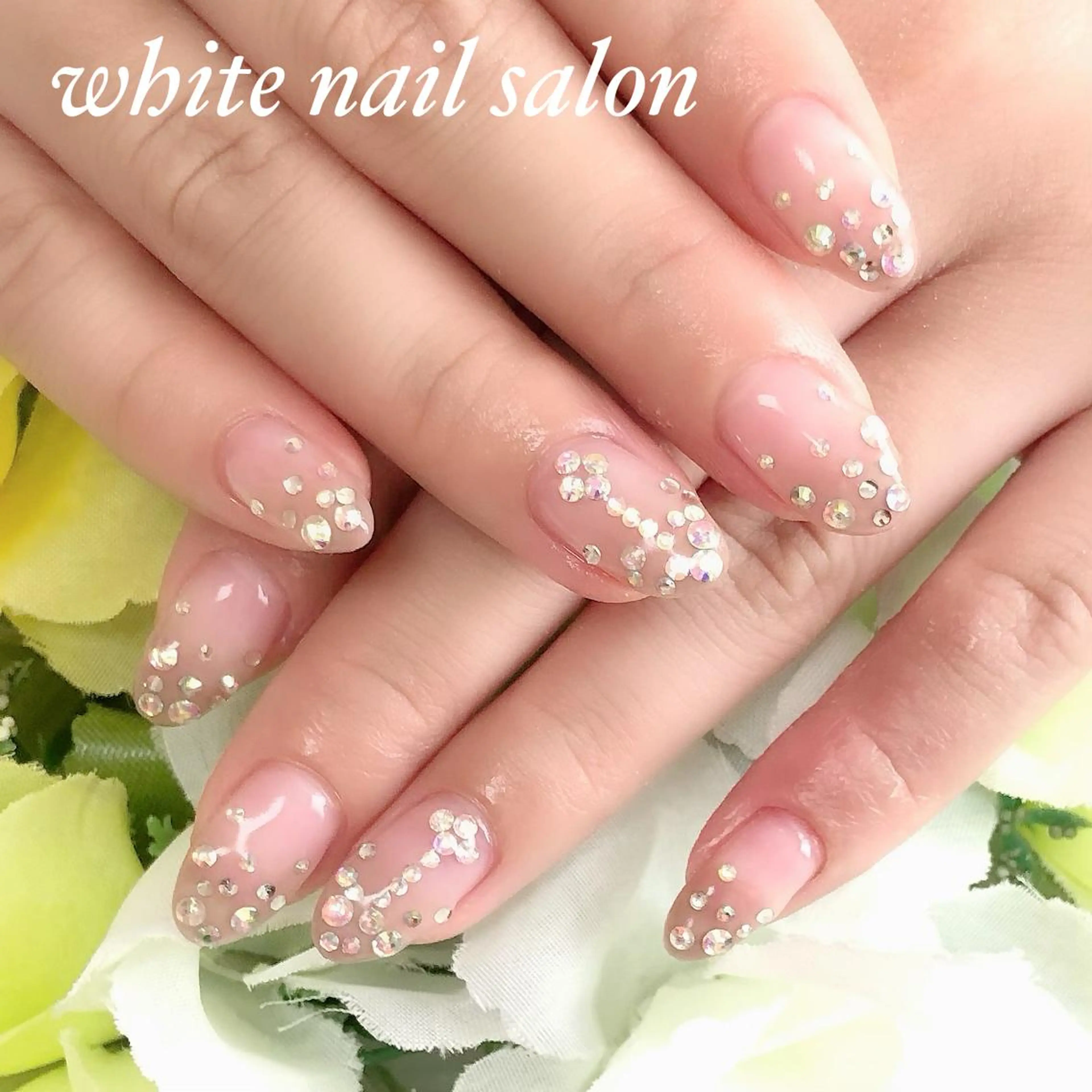 ネイル アートネイル フレンチネイル ジェルネイル ハードジェル 持ち込み ハンドネイル white nail salonのネイルデザイン