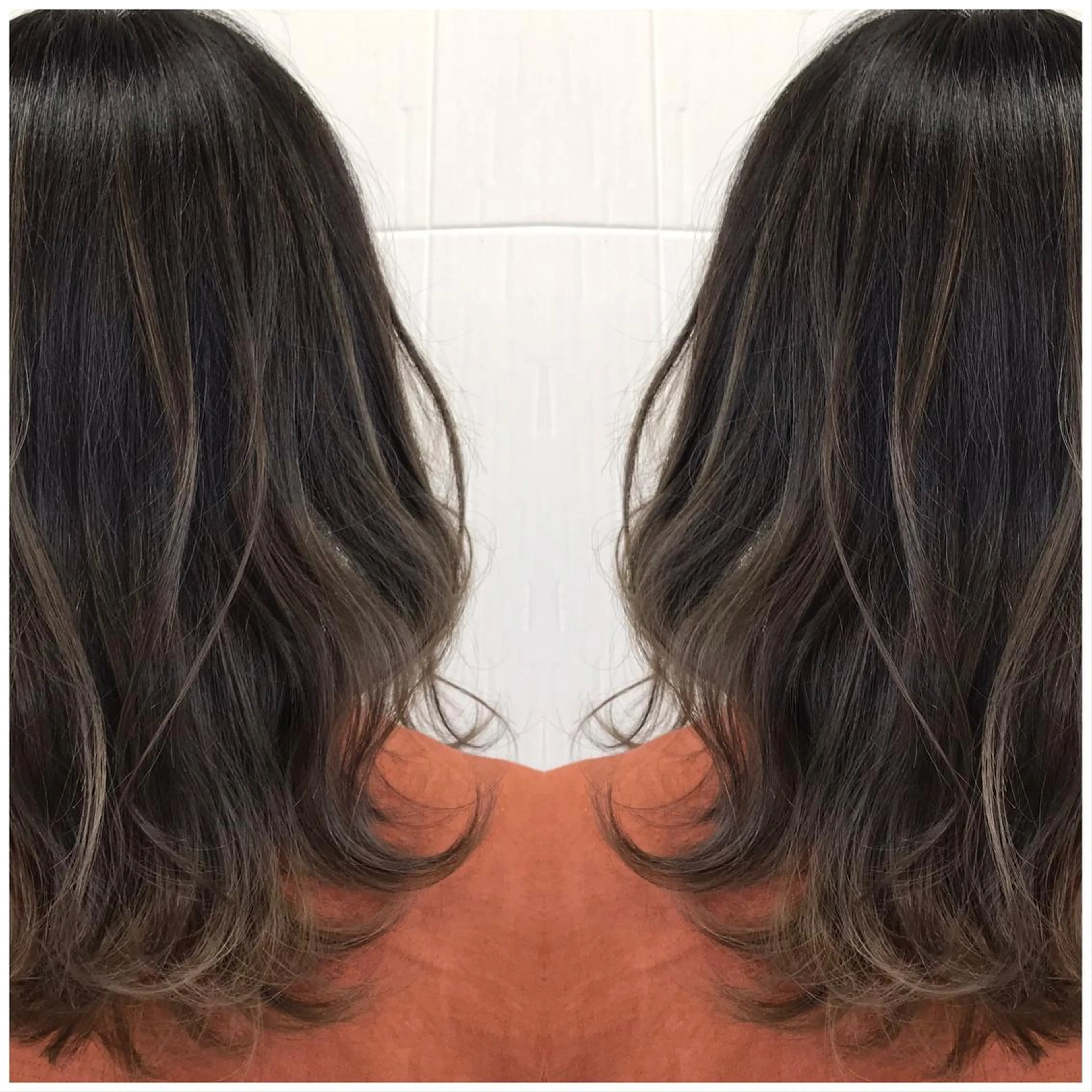 ミディアム カラー アディクシーカラー バレイヤージュ 透明感カラー グラデーションカラー レイヤーカット BOOTH share salon所属・ハタケヤマヨシキ ／BOOTHのヘアスタイル