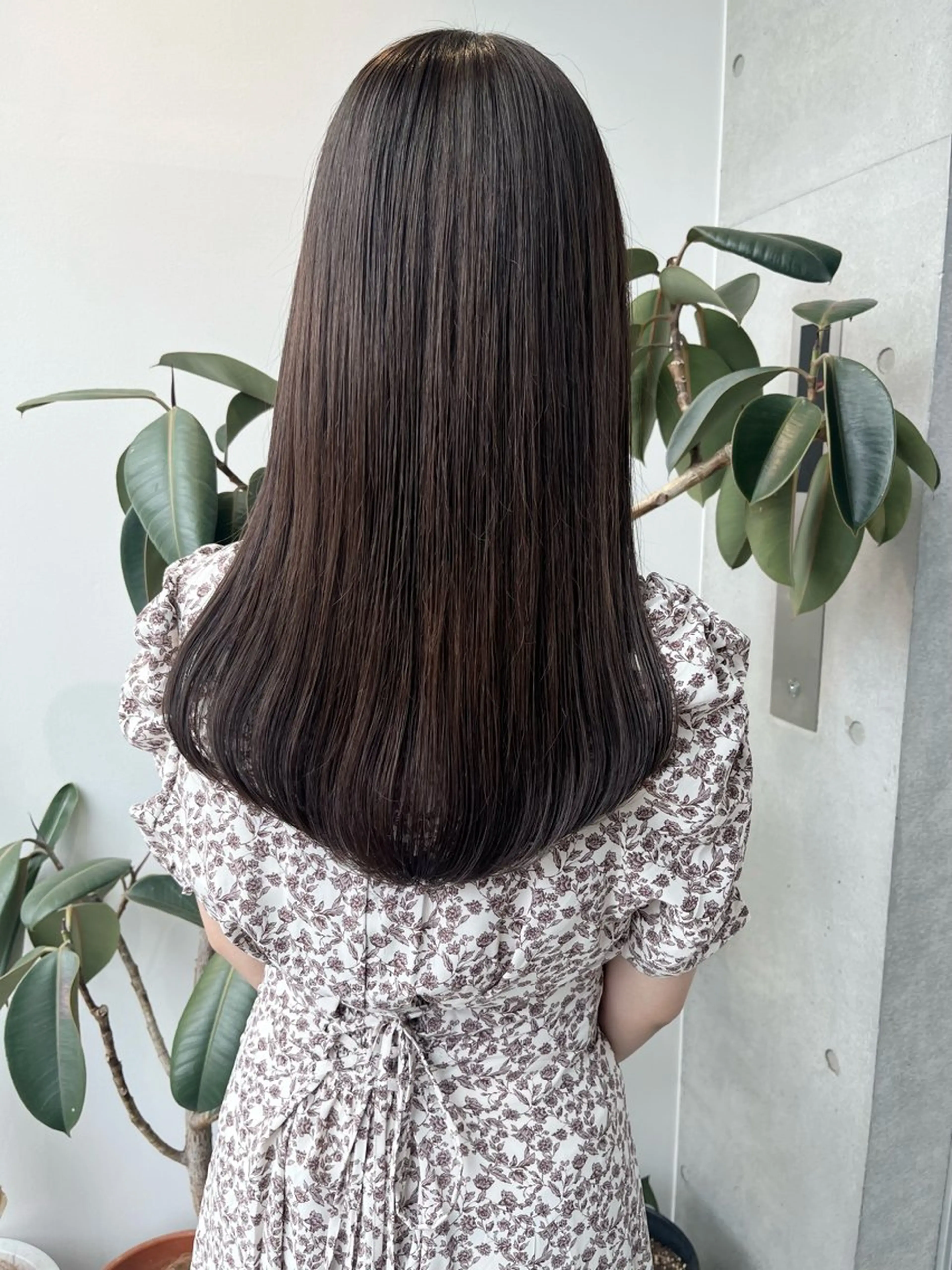 ロング カラー パーマ ヘアアレンジ 透明感/オリーブ/ グレージュ/YUKAのヘアスタイル