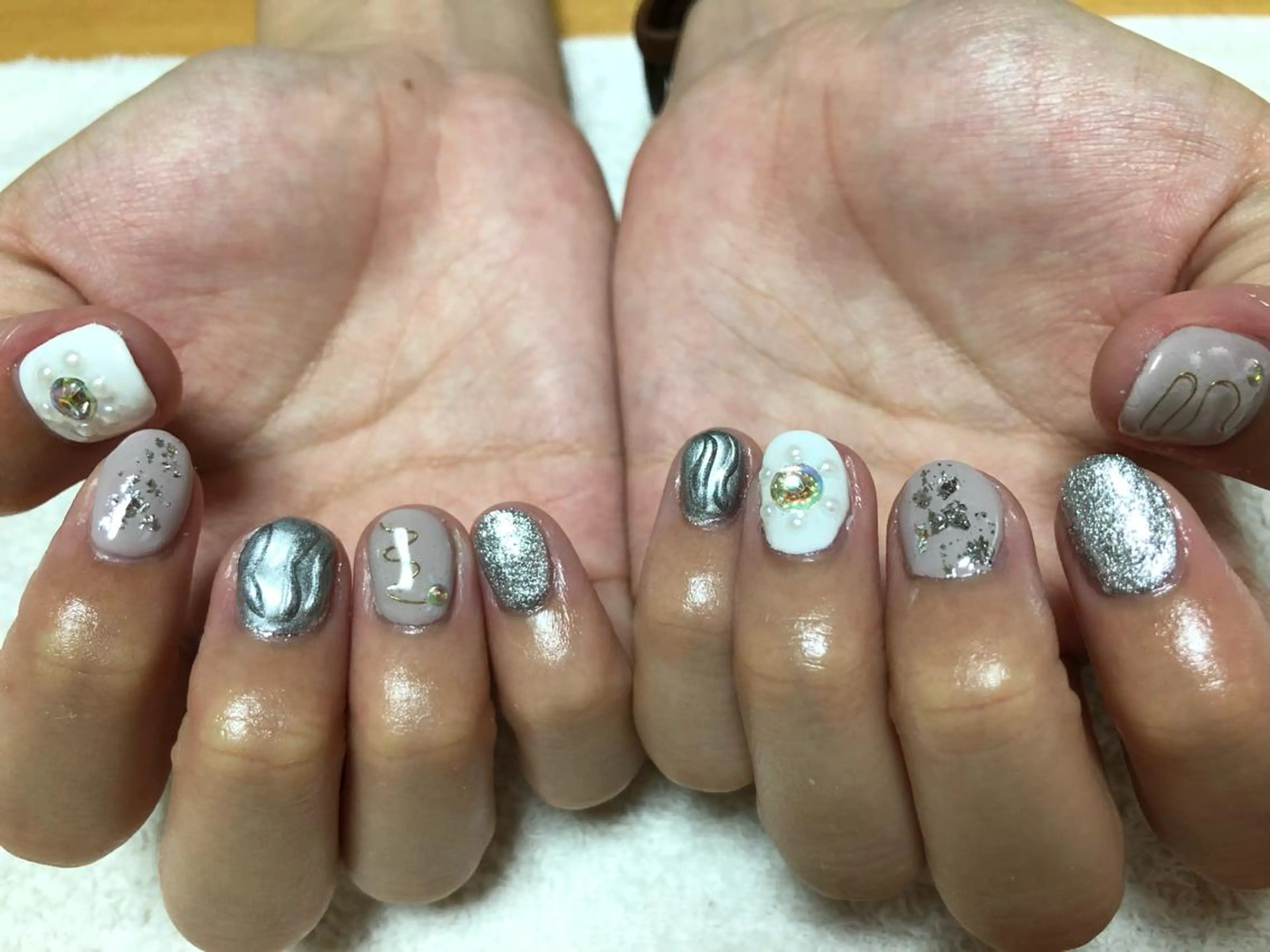 ネイル ハンドネイル private_ salon.Leaのネイルデザイン