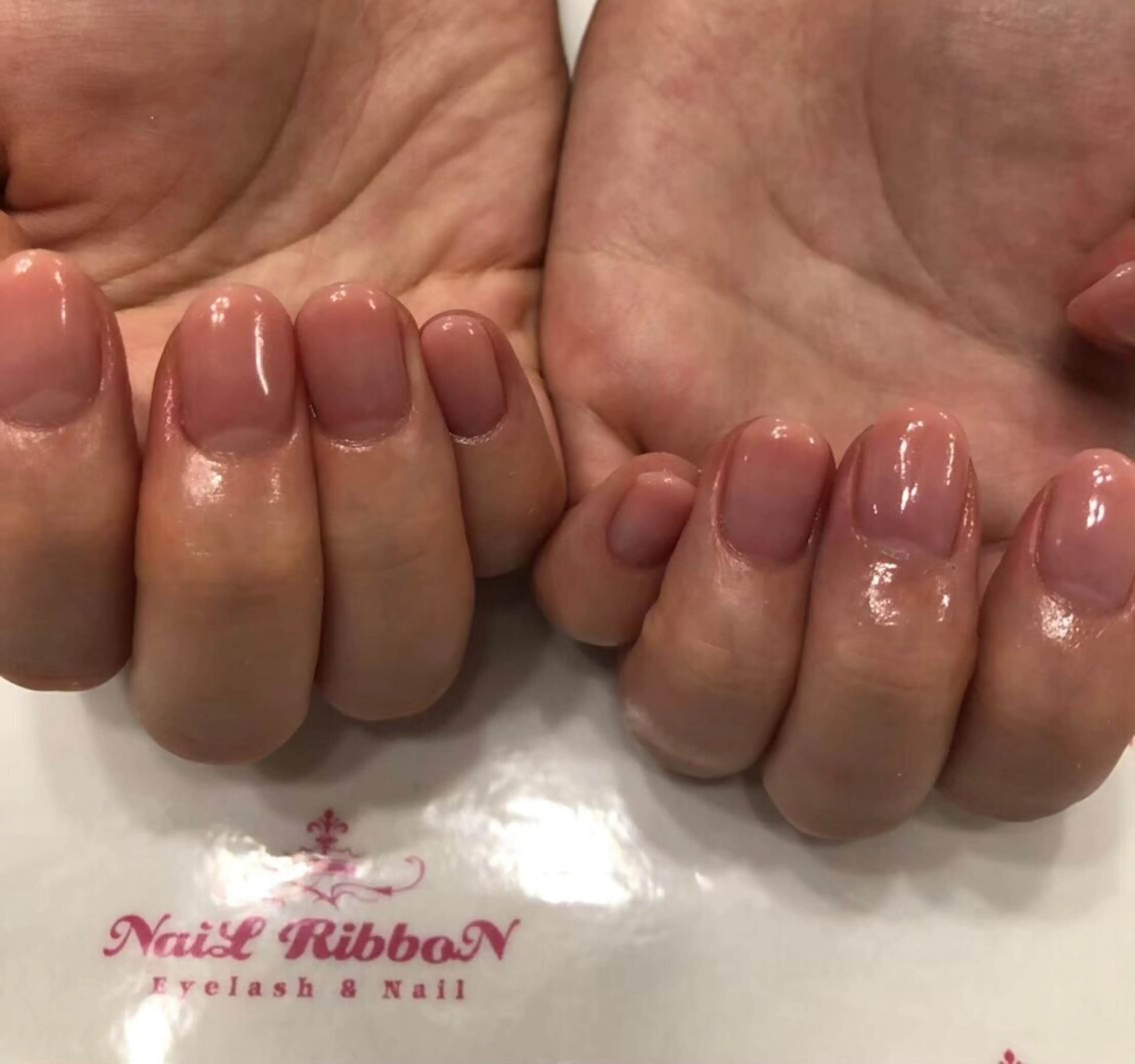 ネイル 春ネイル ネイルリボン 受付スタッフのネイルデザイン