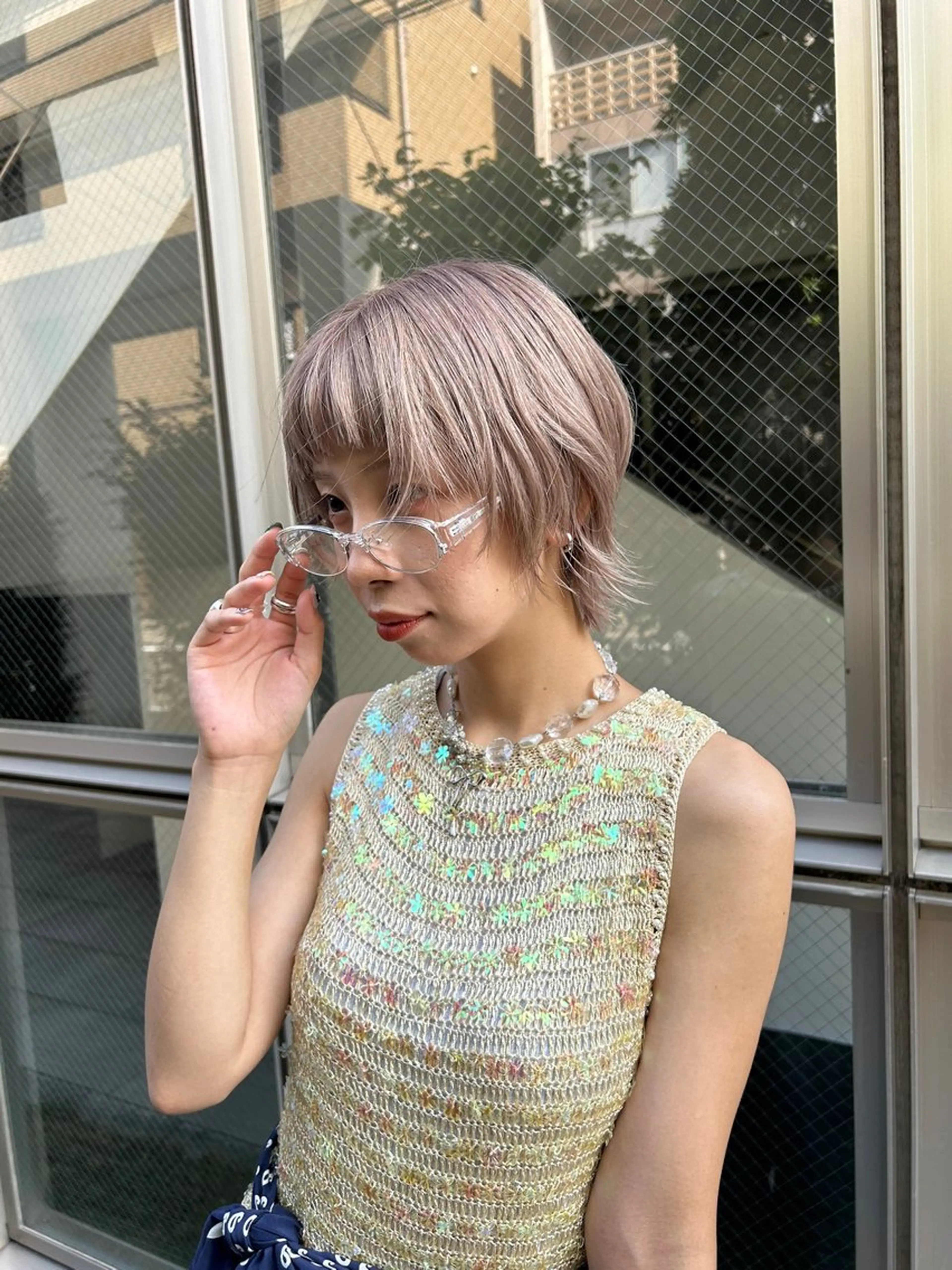 ショート カラー ベージュカラー ホワイトベージュ レイヤーカット かとう みかのその他イメージ