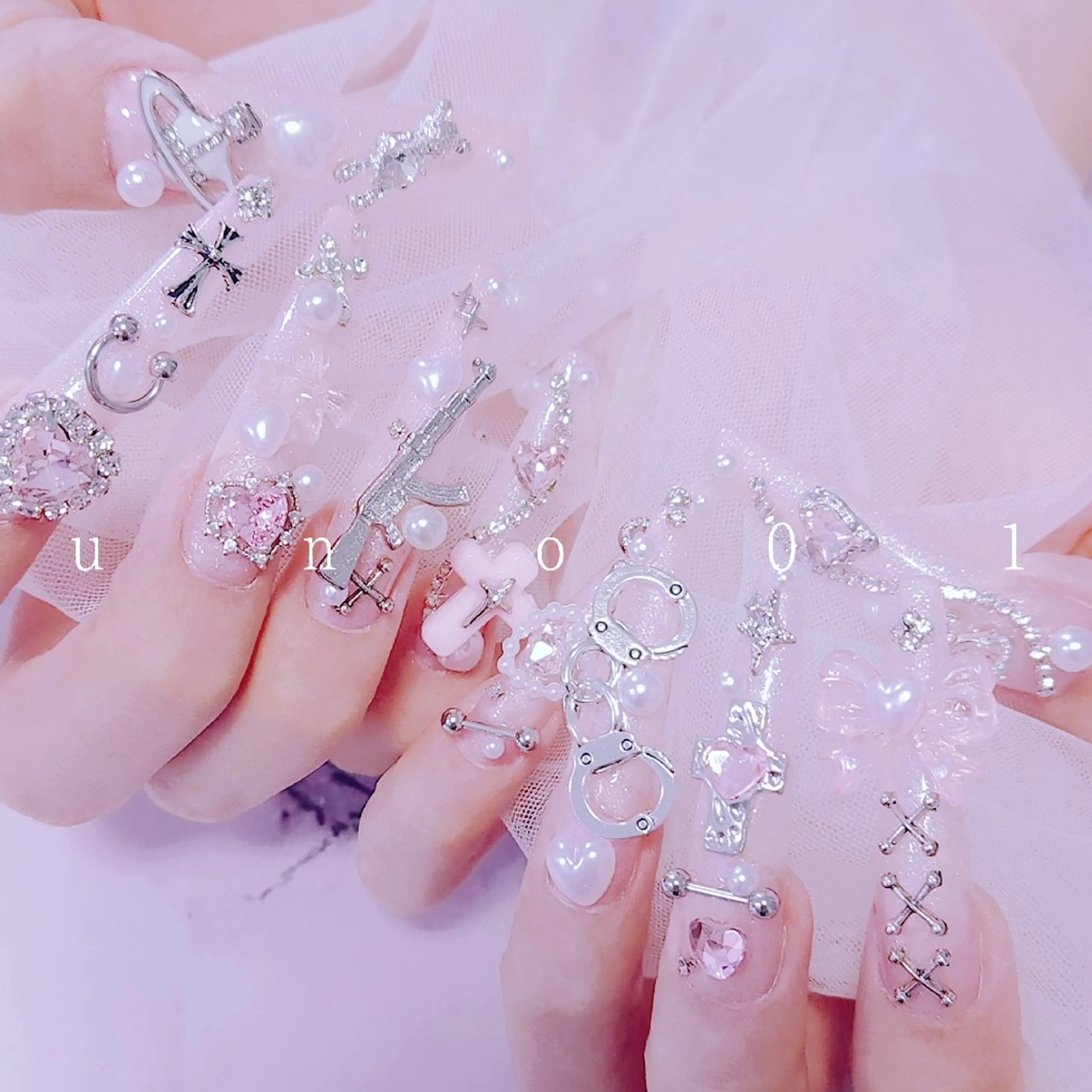 ネイル ロングネイル スーパーロングネイル ハンドネイル 梅田🦄中崎町🩵 u n o 0 1のネイルデザイン