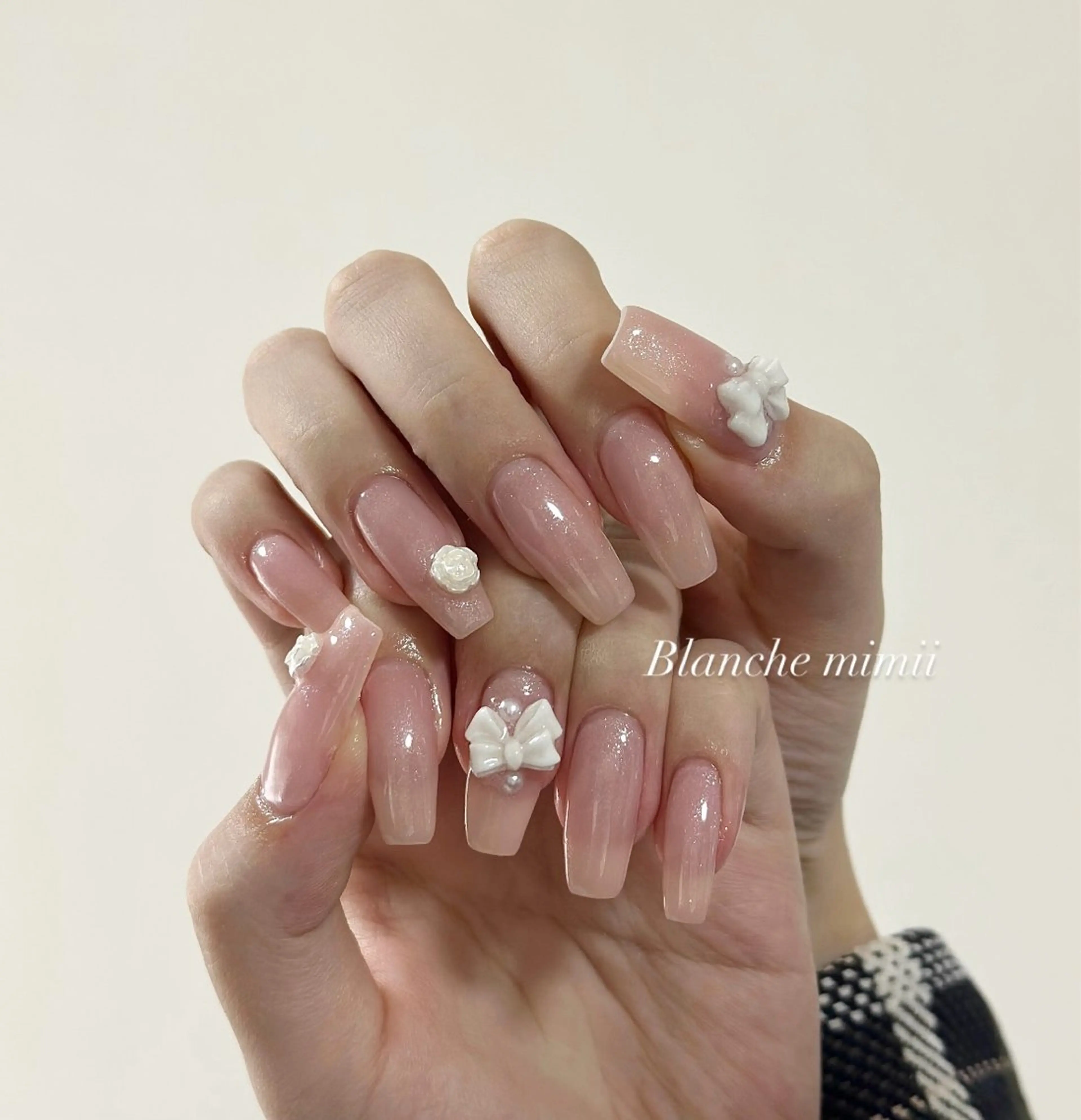ネイル ガーリー キラキラネイル 韓国ネイル ピンク リボン Blanche Ayaのネイルデザイン